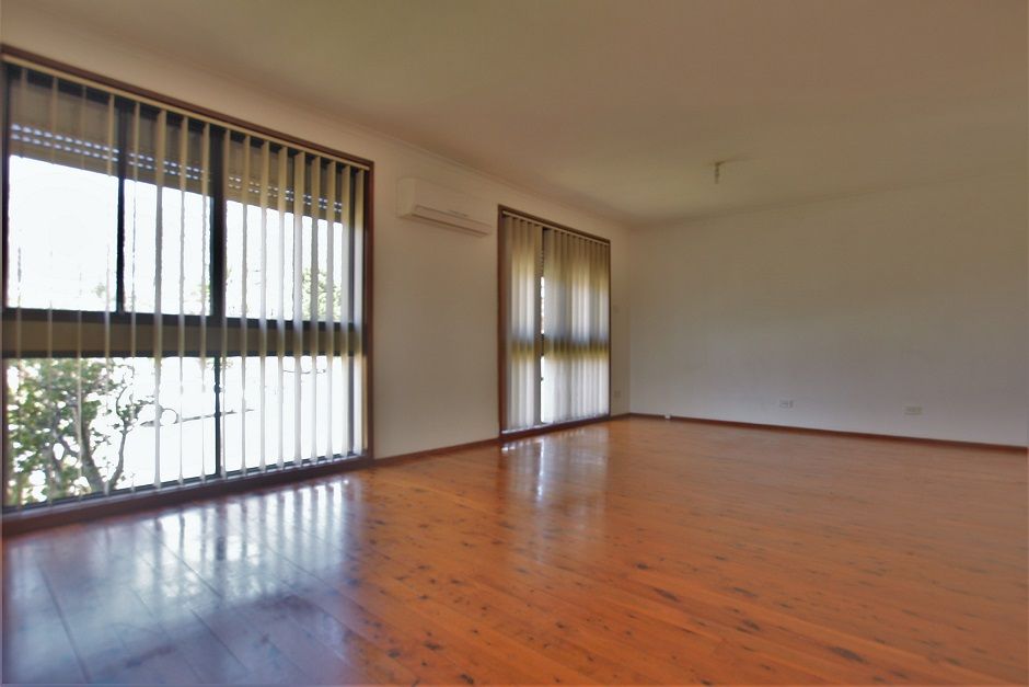 13 Dunkeld Place, St Andrews, NSW 2566