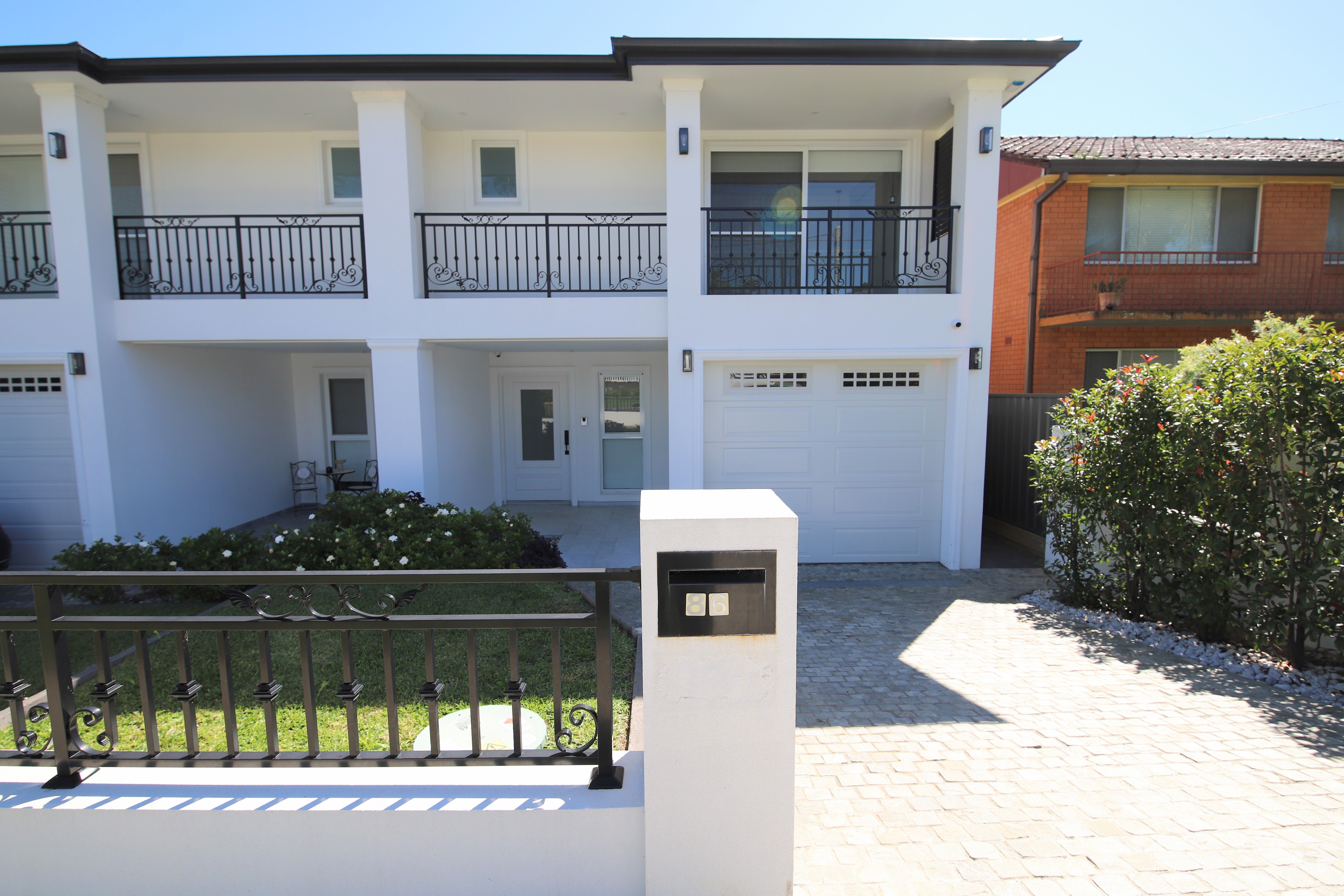 86 Rex Road, Georges Hall NSW 2198