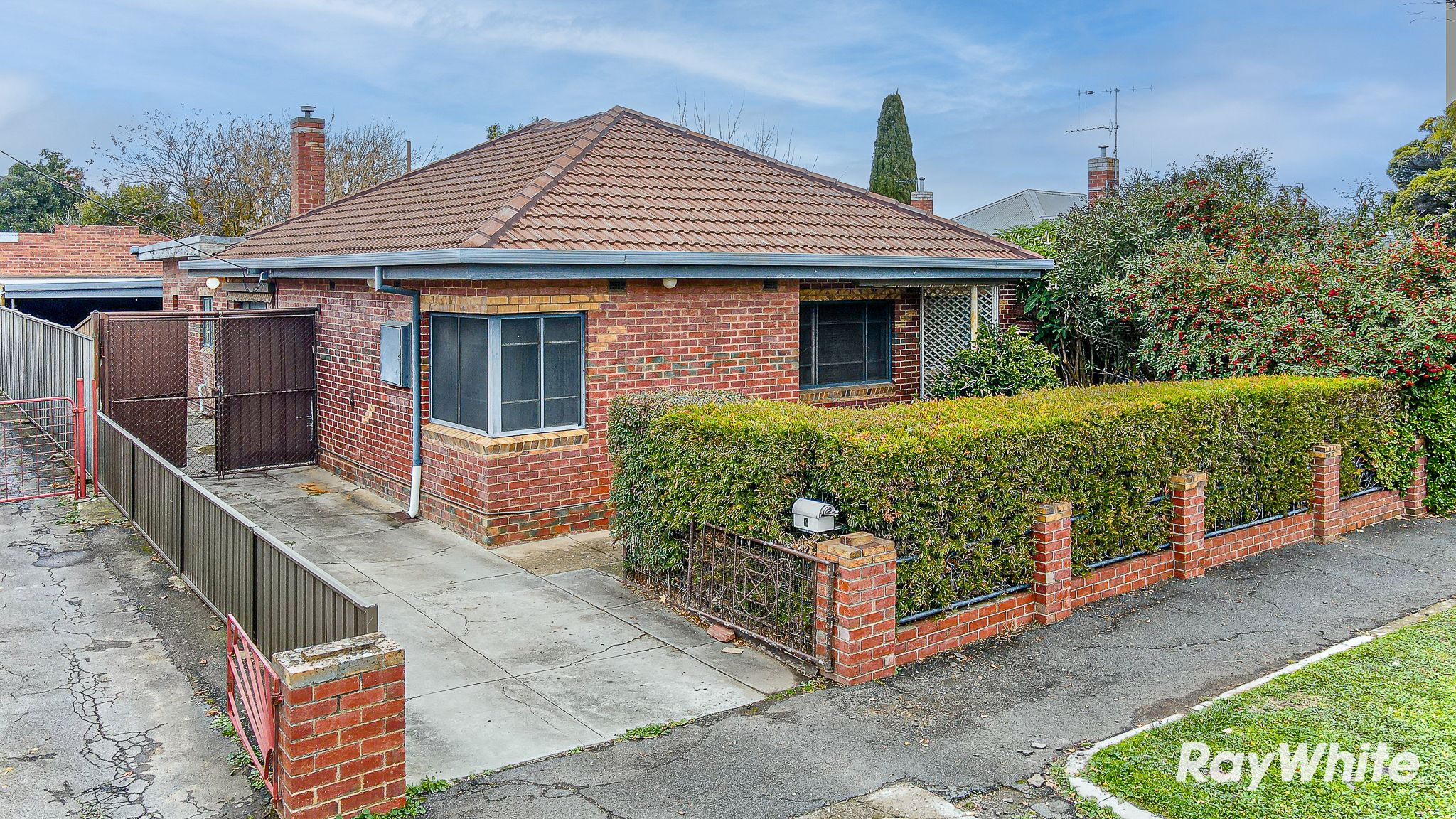 6 Ellis Street, Flora Hill VIC 3550