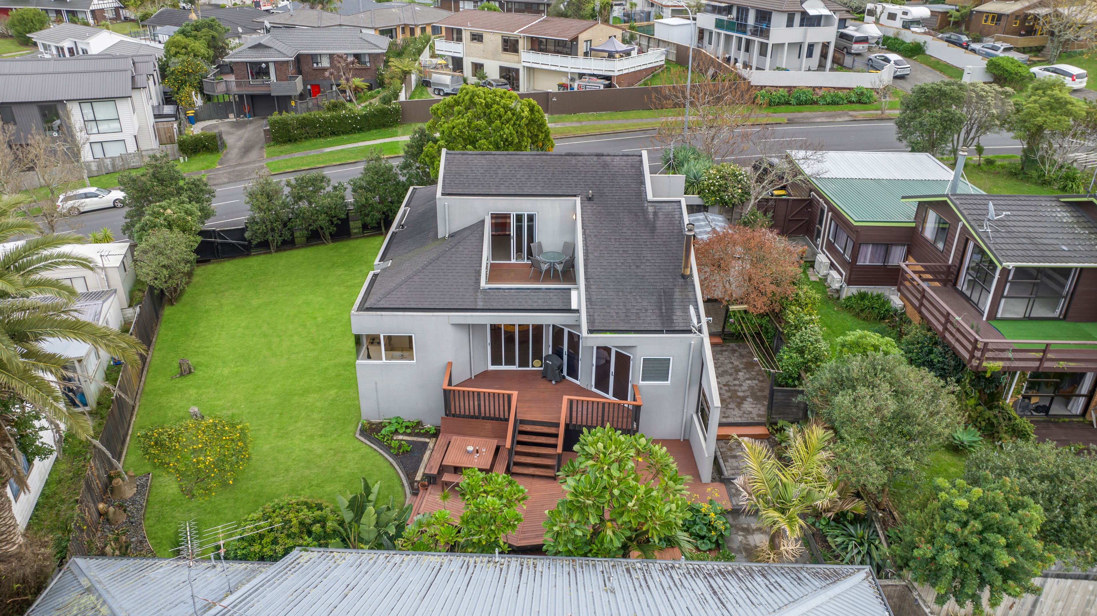 18 Marina View Drive, West Harbour, Waitakere City