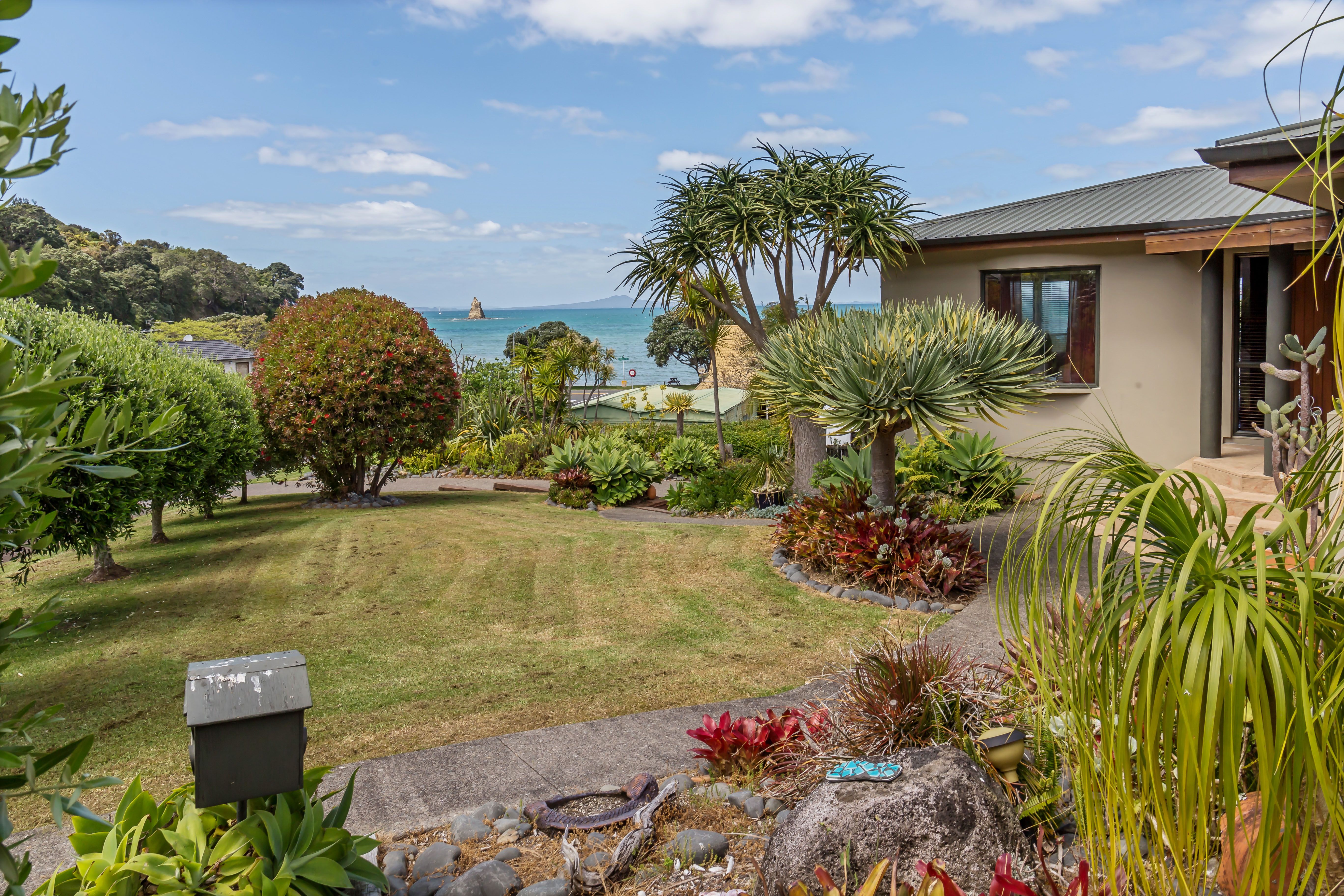 23 Zita Avenue, Matakatia, Auckland