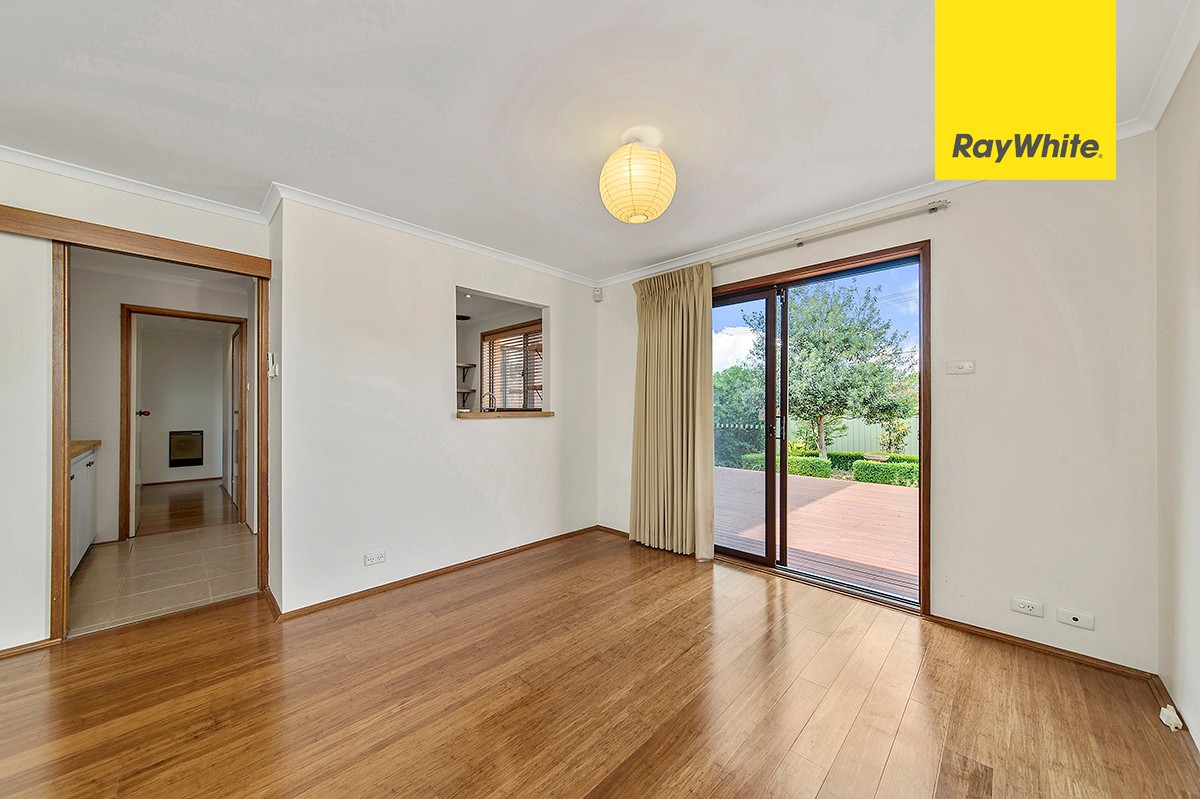15 Clavert Place, Florey, ACT 2615