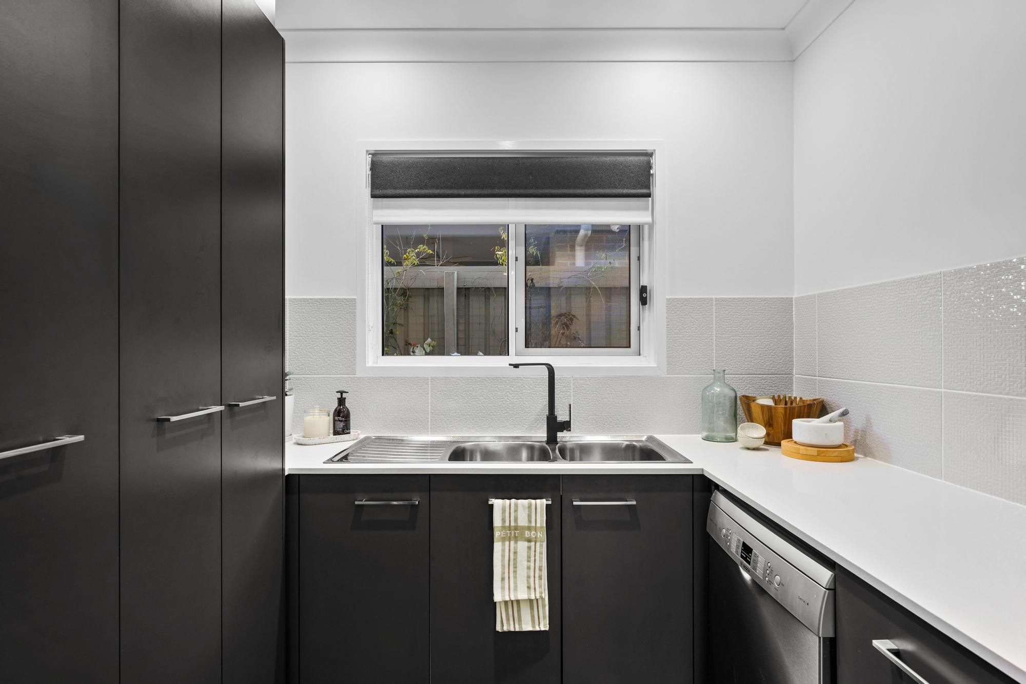 72 Carpenter Drive — photo 12 of 30