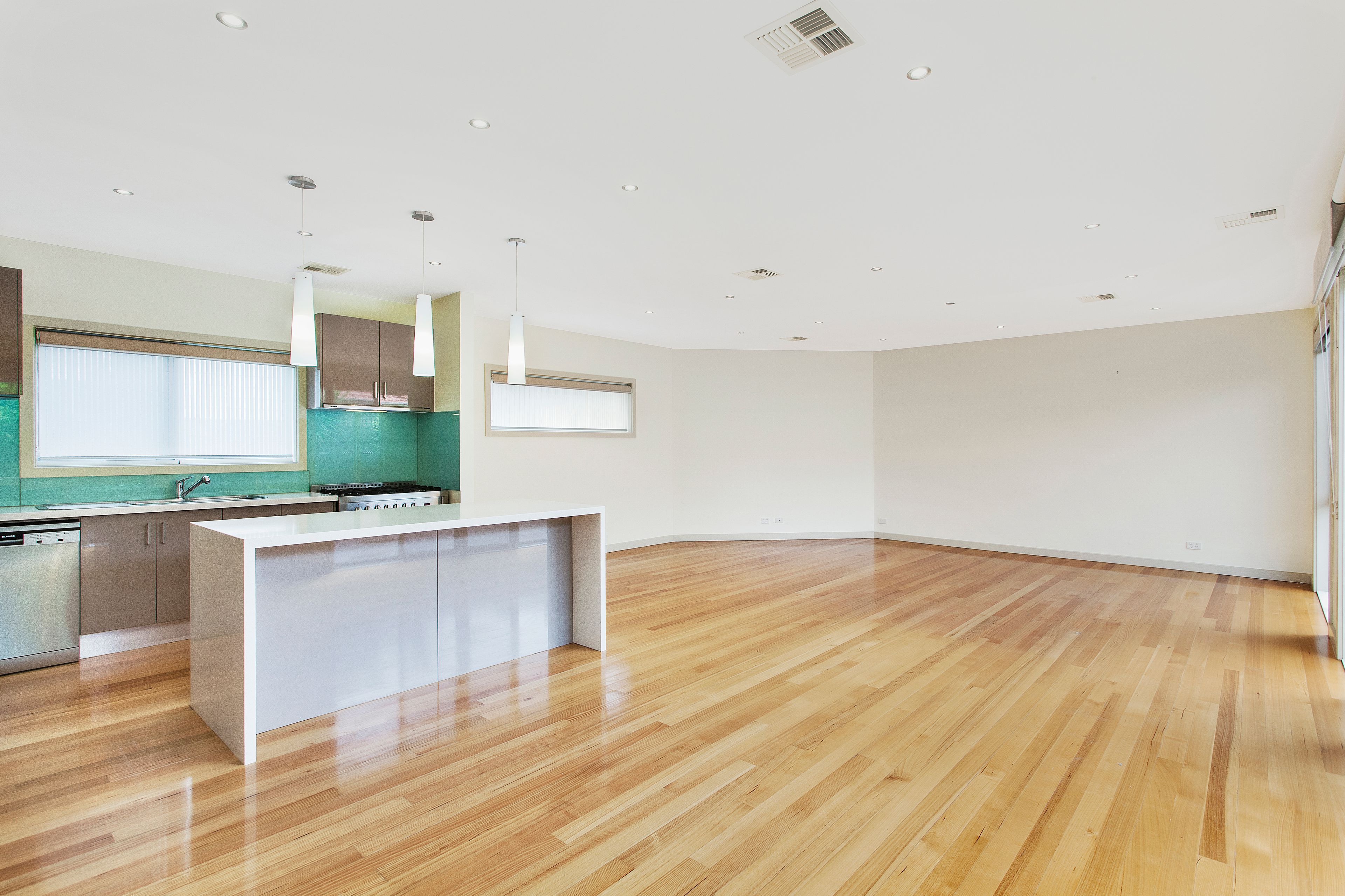 1/73 Barrington Street, Bentleigh East, VIC 3165