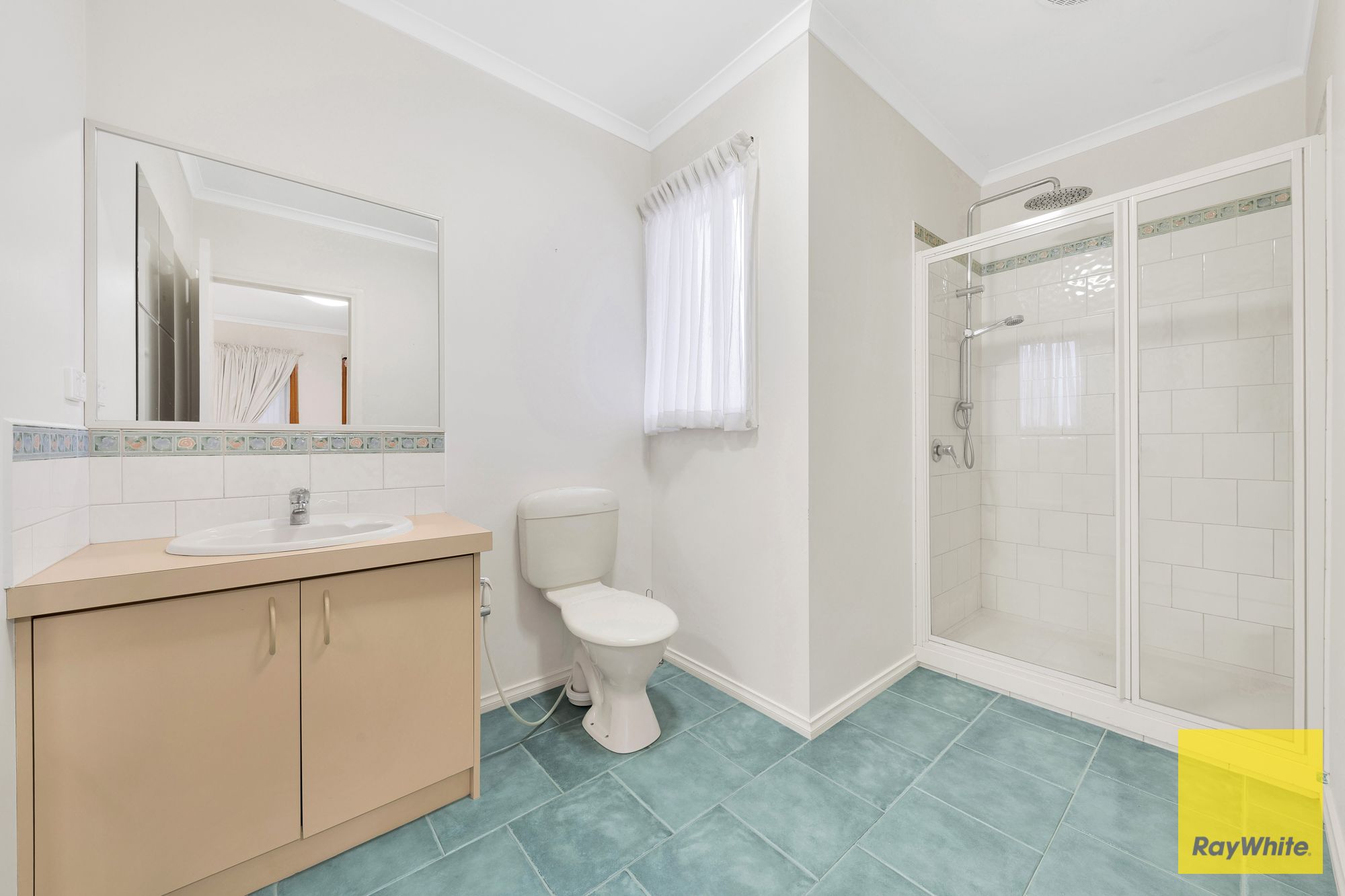 13 Eleanor Drive — photo 24 of 30