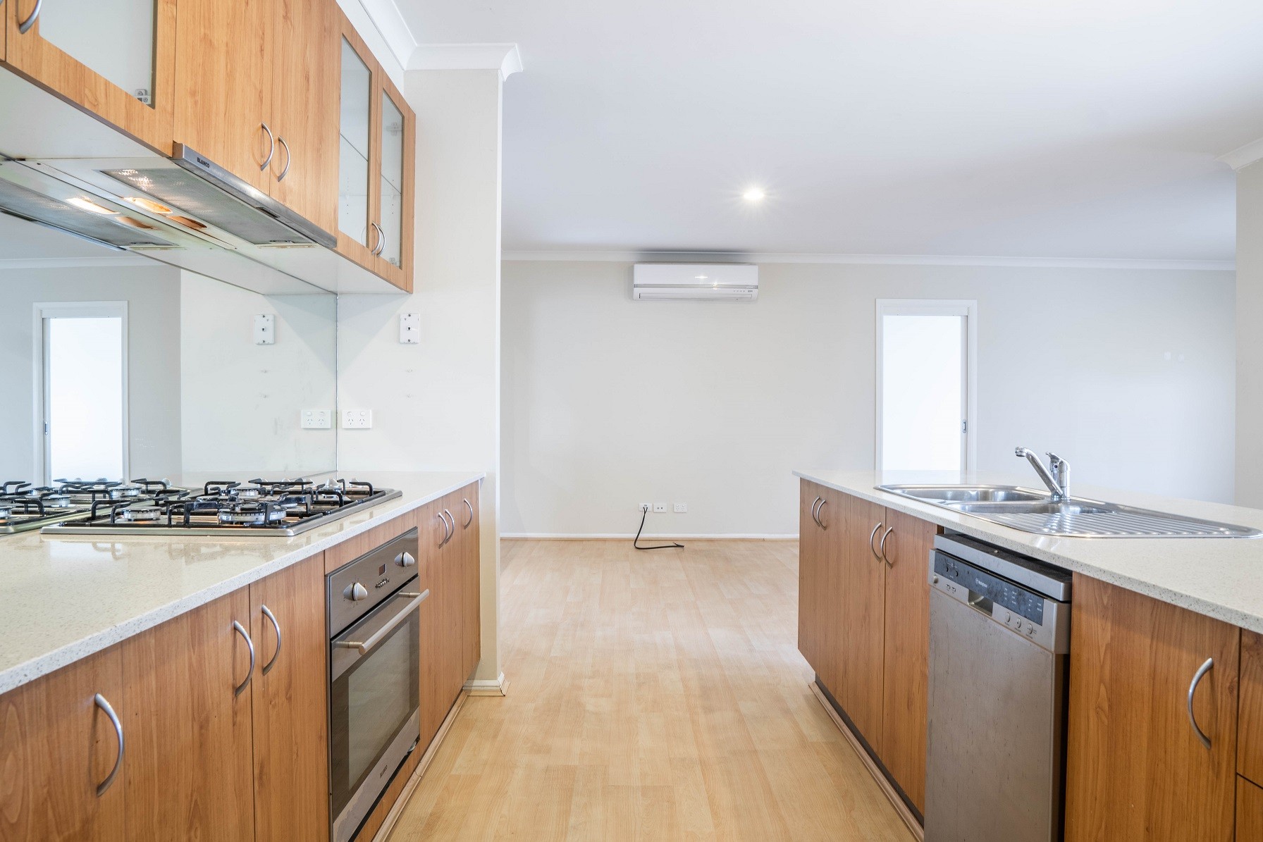 1 Maddock Drive, Cranbourne East, VIC 3977