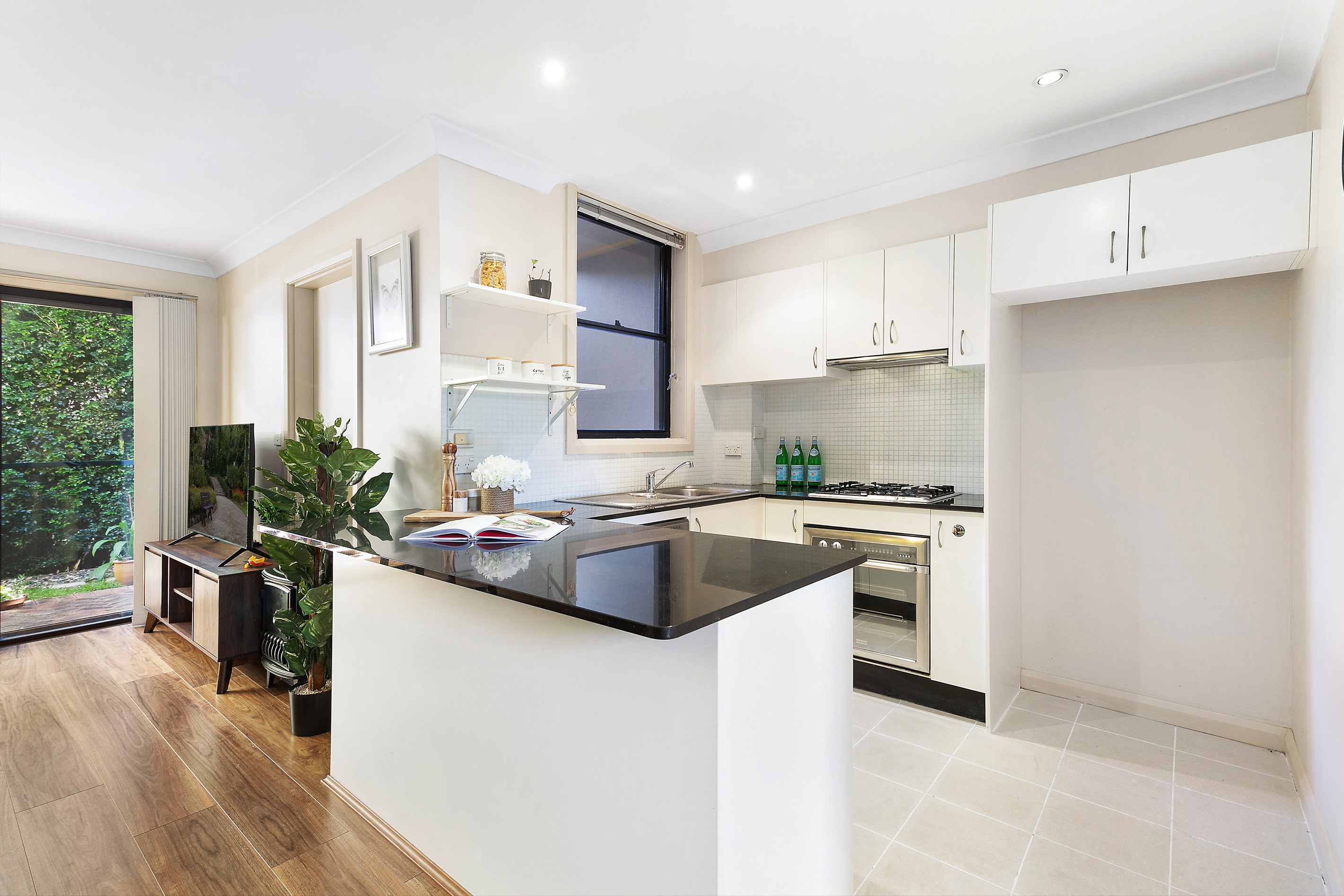 2/4 Carden Avenue, Wahroonga, NSW 2076