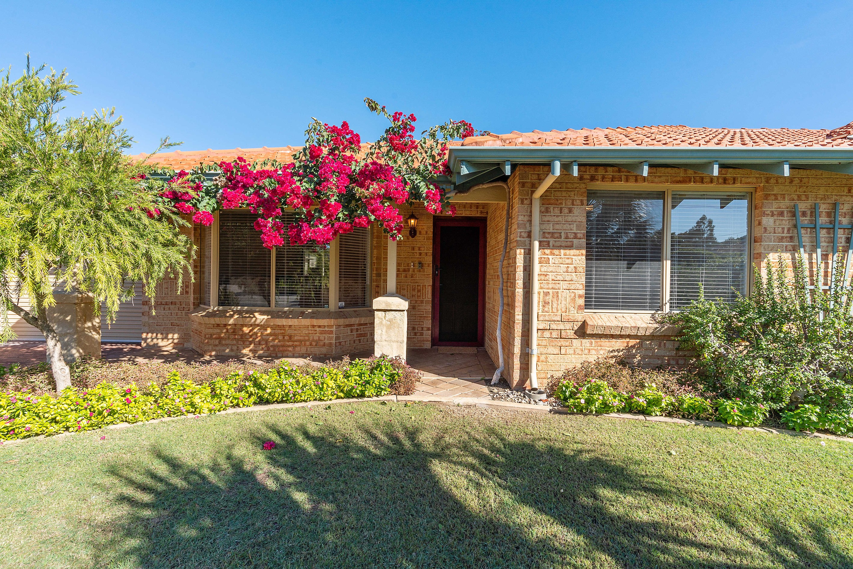 25/23 Tifera Circle, Kallaroo, WA 6025