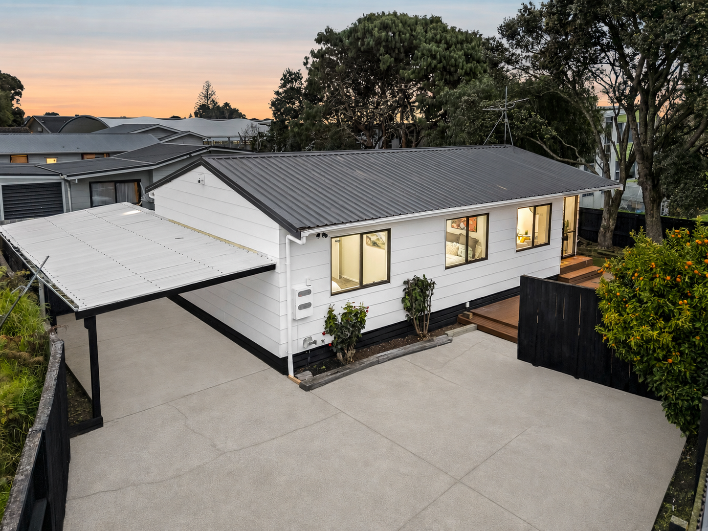 2/3 William Street, Mangere East, Manukau City