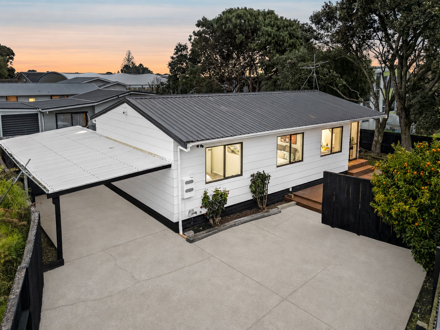 2/3 William Street, Mangere East, Manukau City