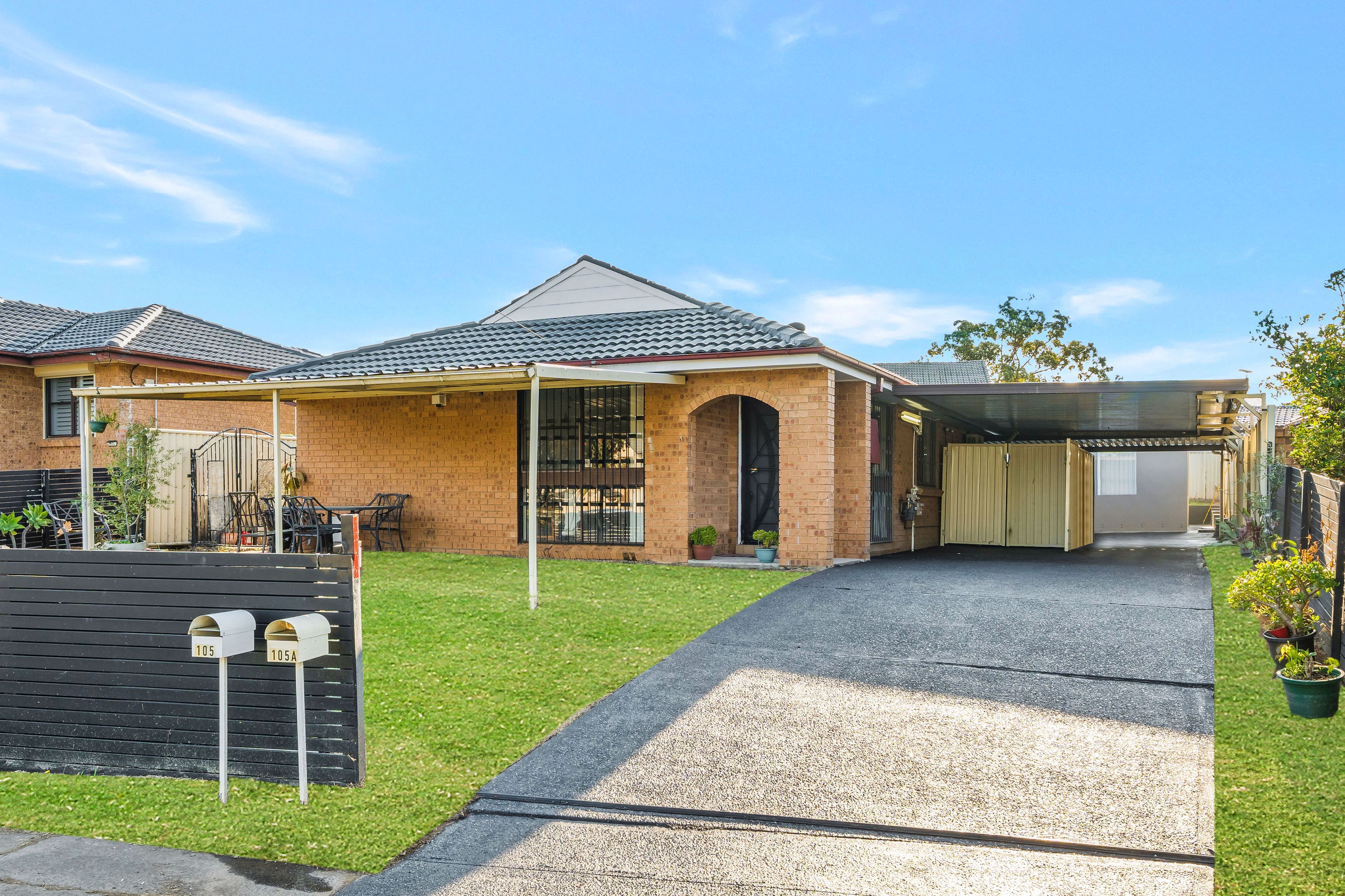 105 St Johns Road, Green Valley NSW 2168