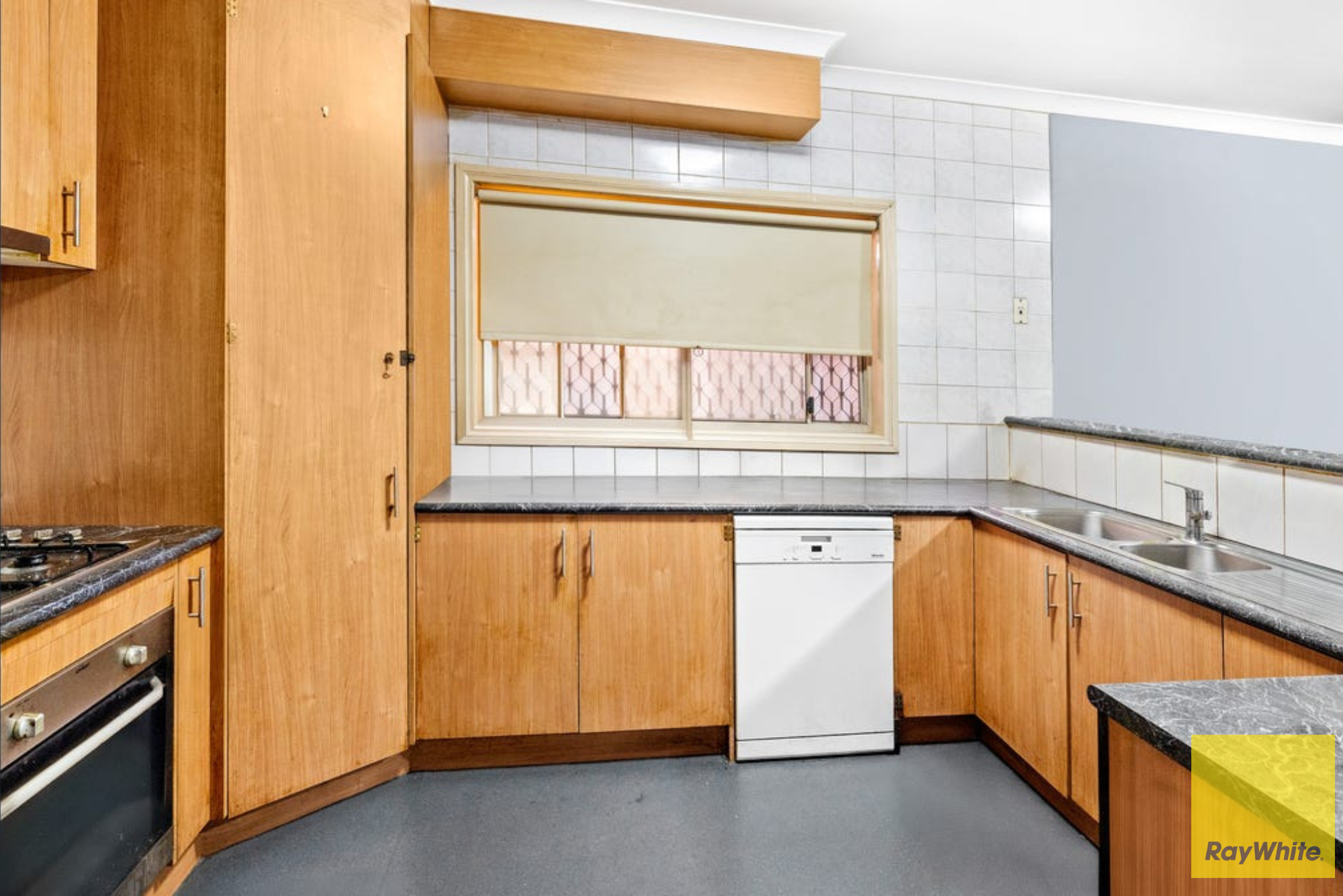 11 Friar Park Place, Point Cook, VIC 3030