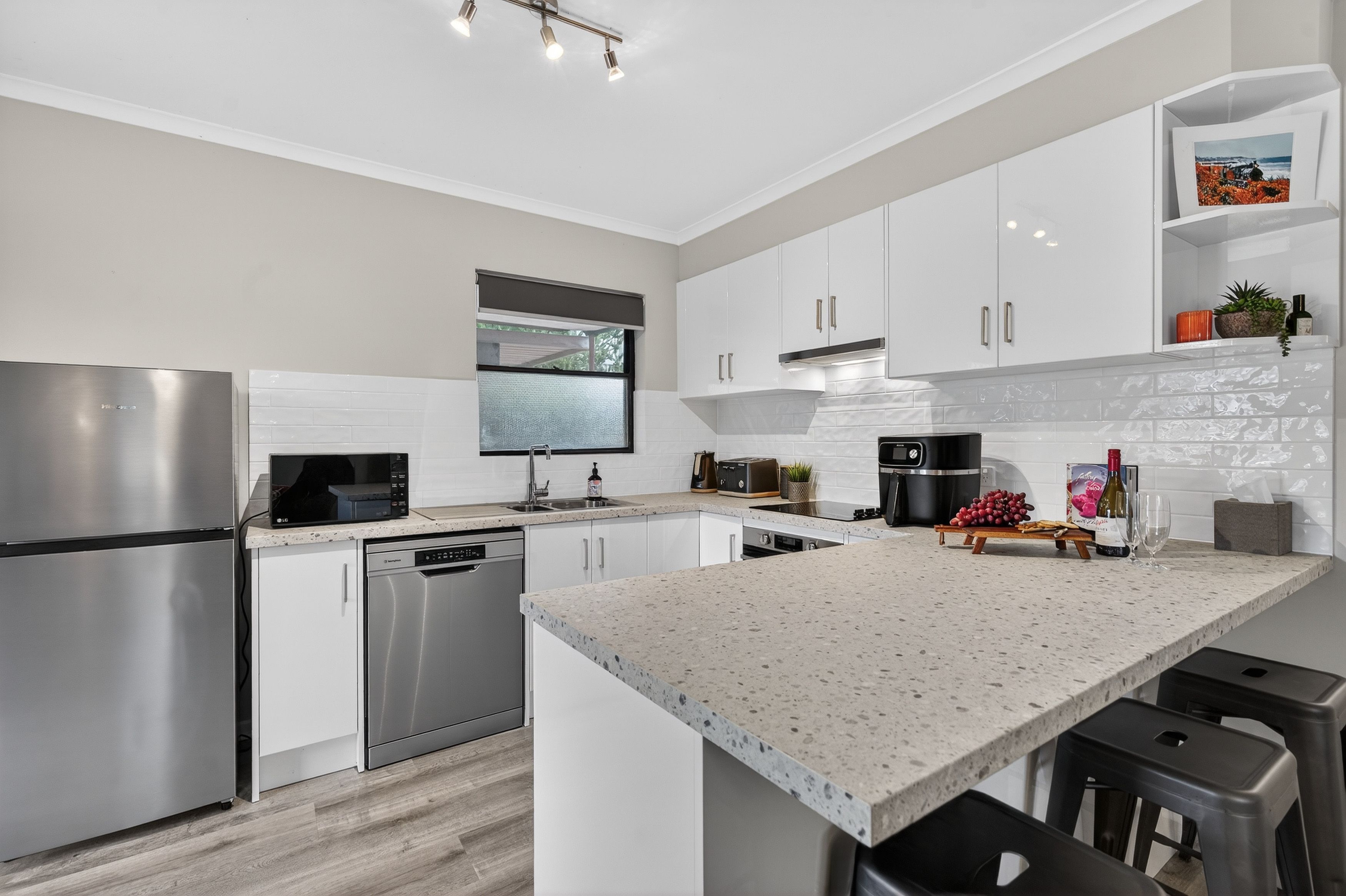 1/22 Strangways Avenue — photo 5 of 12