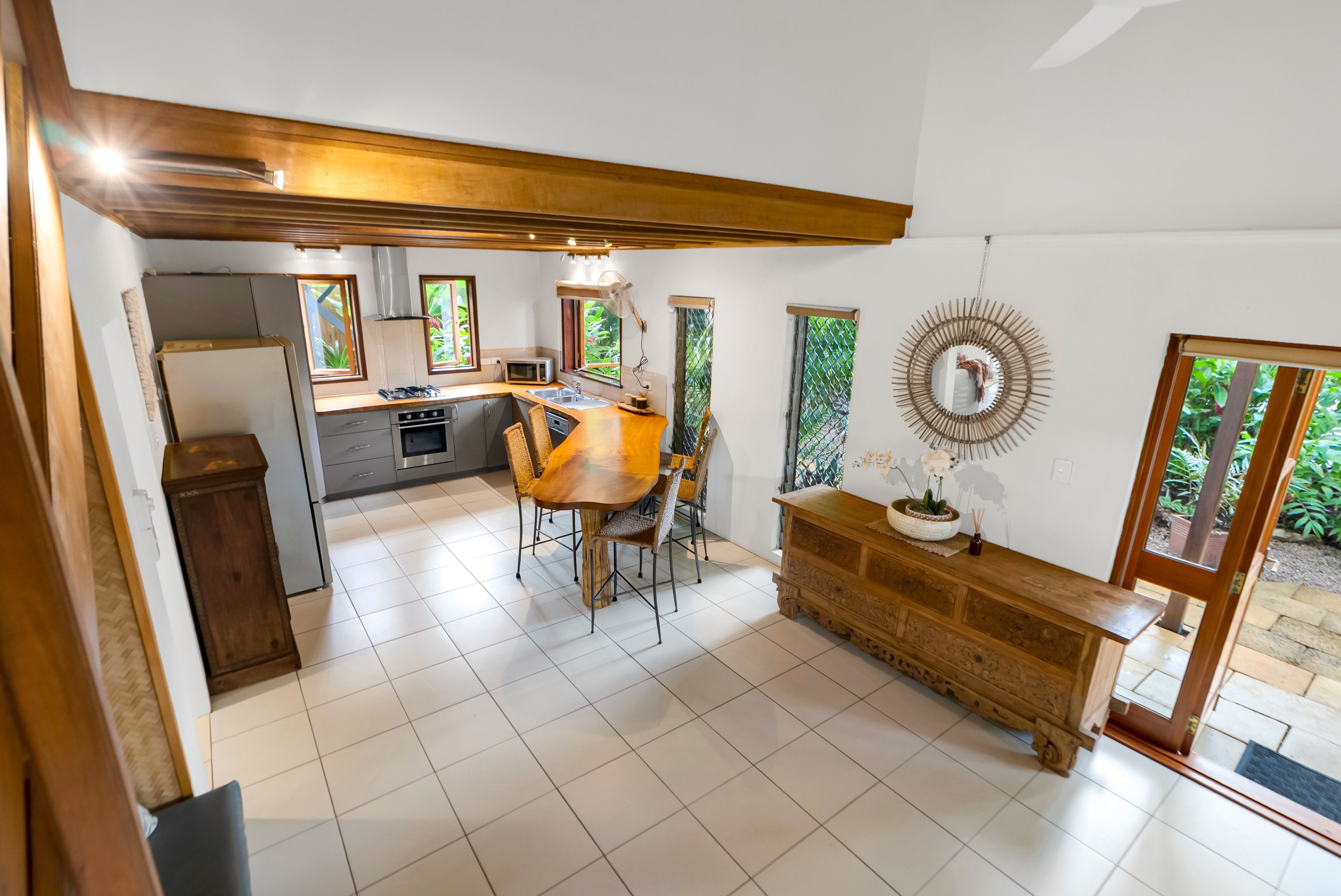27 Bouganvillea Street — photo 8 of 27