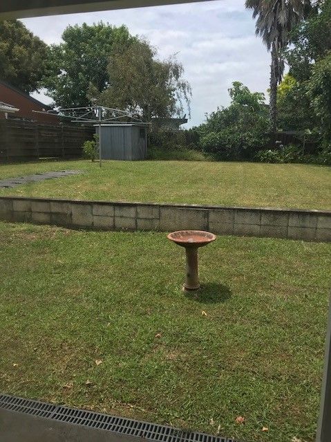 82 Prince Regent Drive, Half Moon Bay, Manukau City