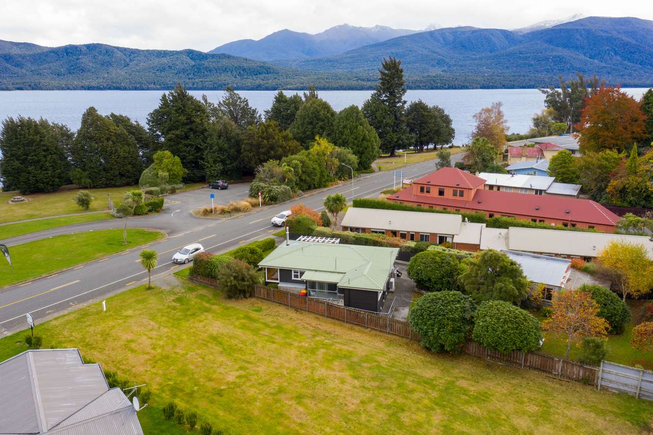 4 Lakefront Drive, Te Anau, Southland District Real Estate Ray