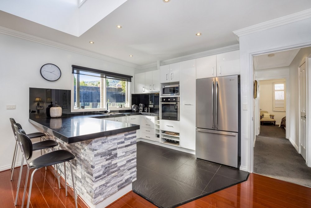 2/6 Athella Court, Ferntree Gully, VIC 3156