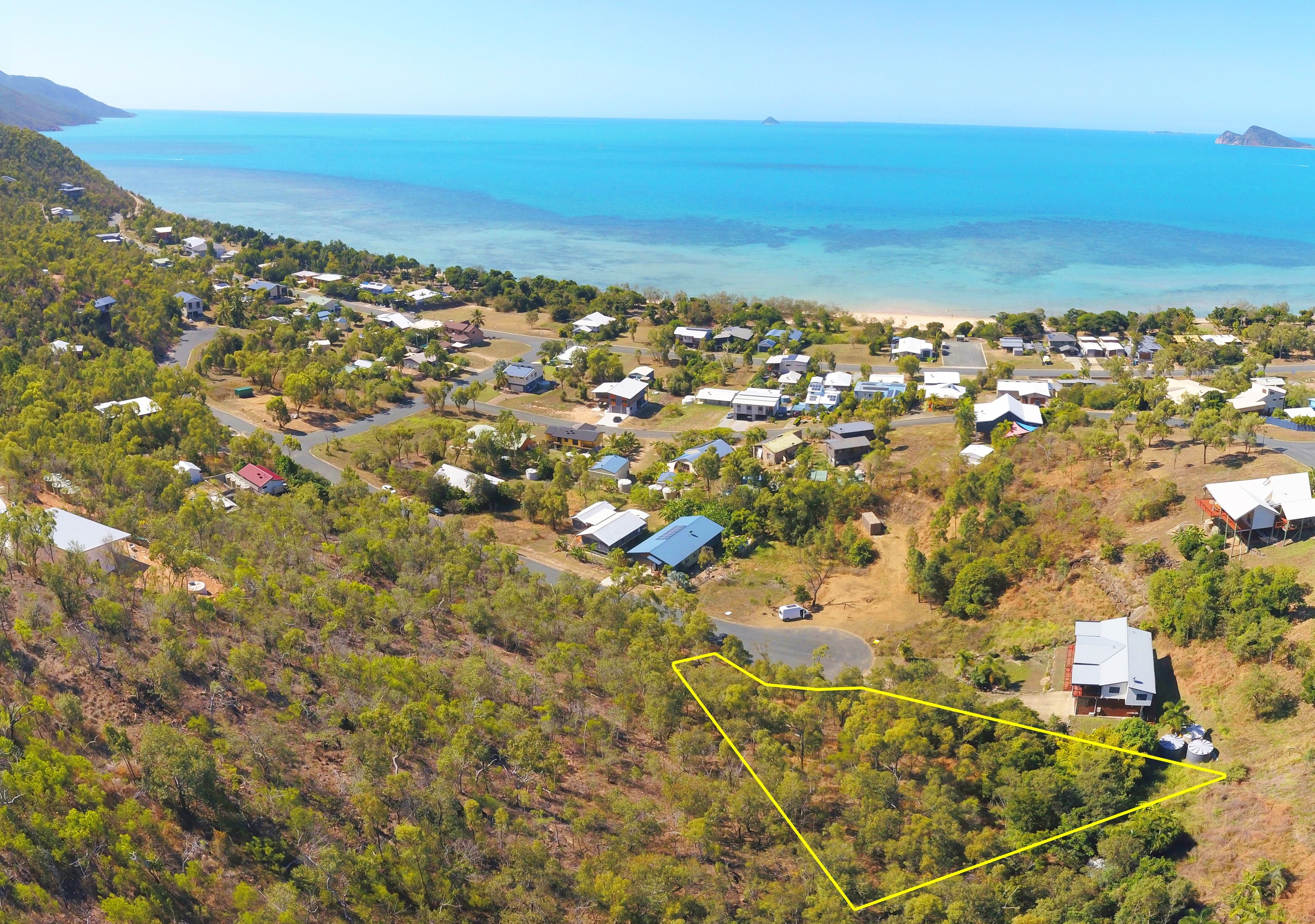 37 Rattray Avenue, Hideaway Bay, QLD 4800