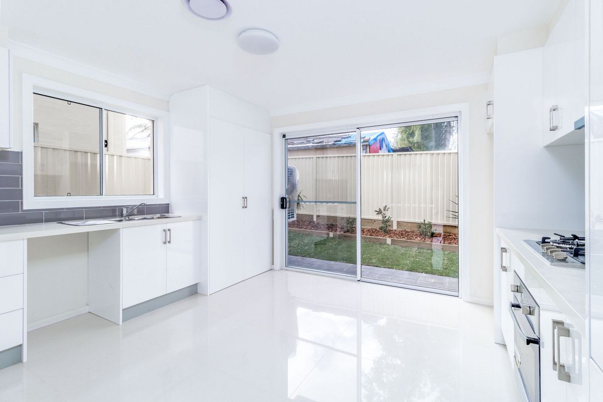9/110 Canberra Street, Oxley Park, NSW 2760