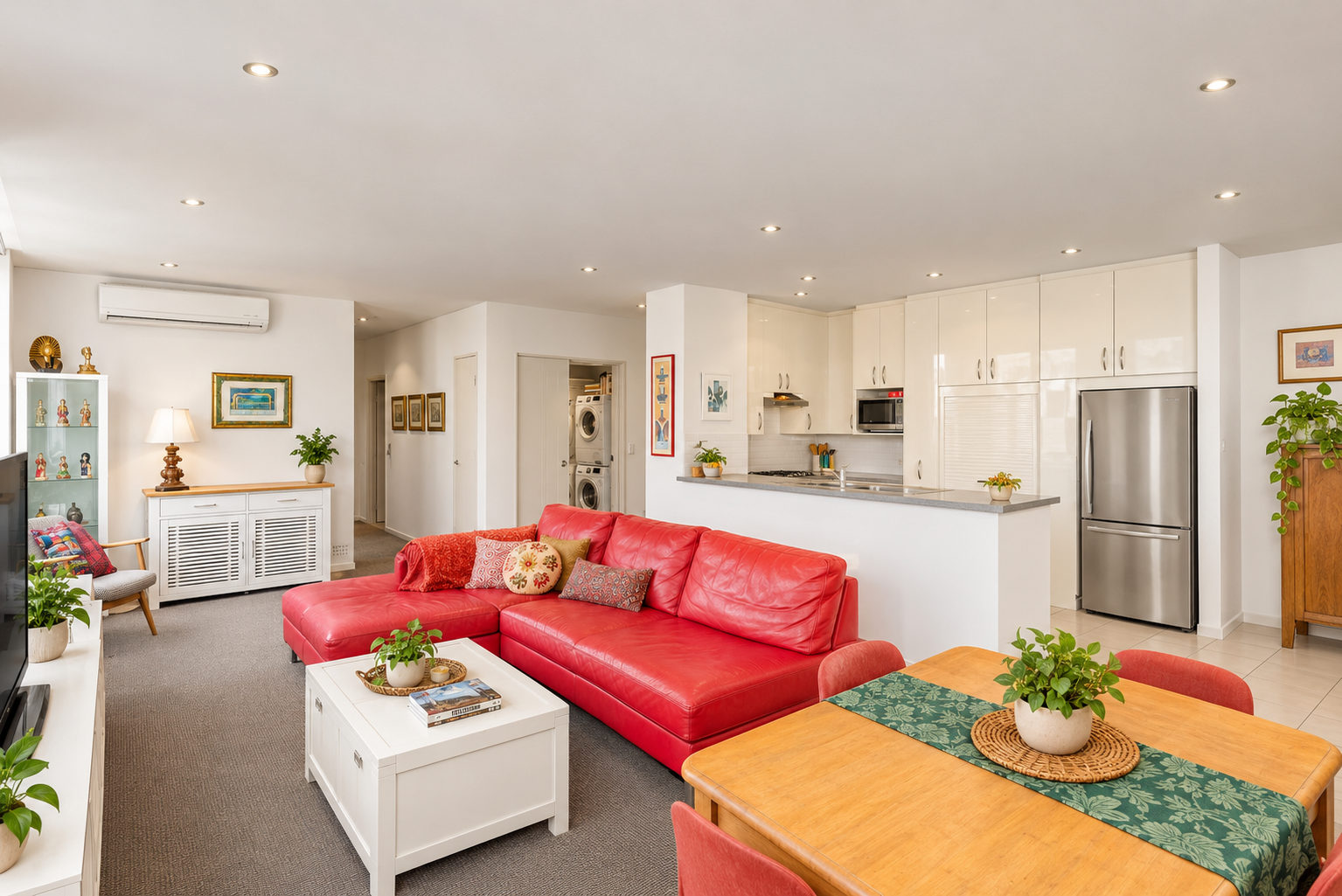 423/1 Aqua Street — photo from Ray White Benowa