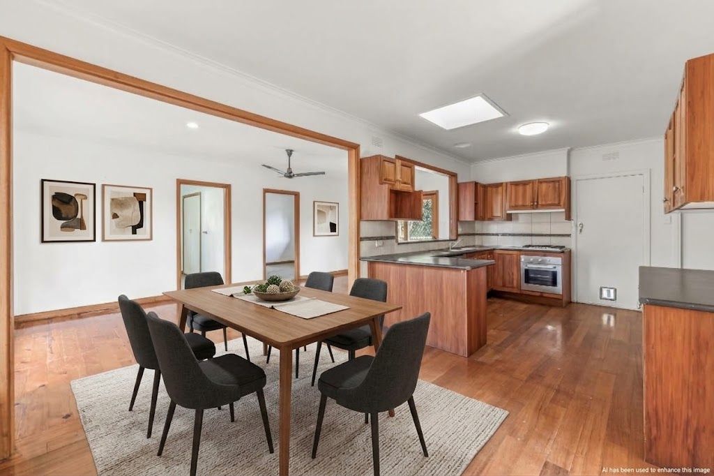 32 Panfield Avenue — photo 3 of 11