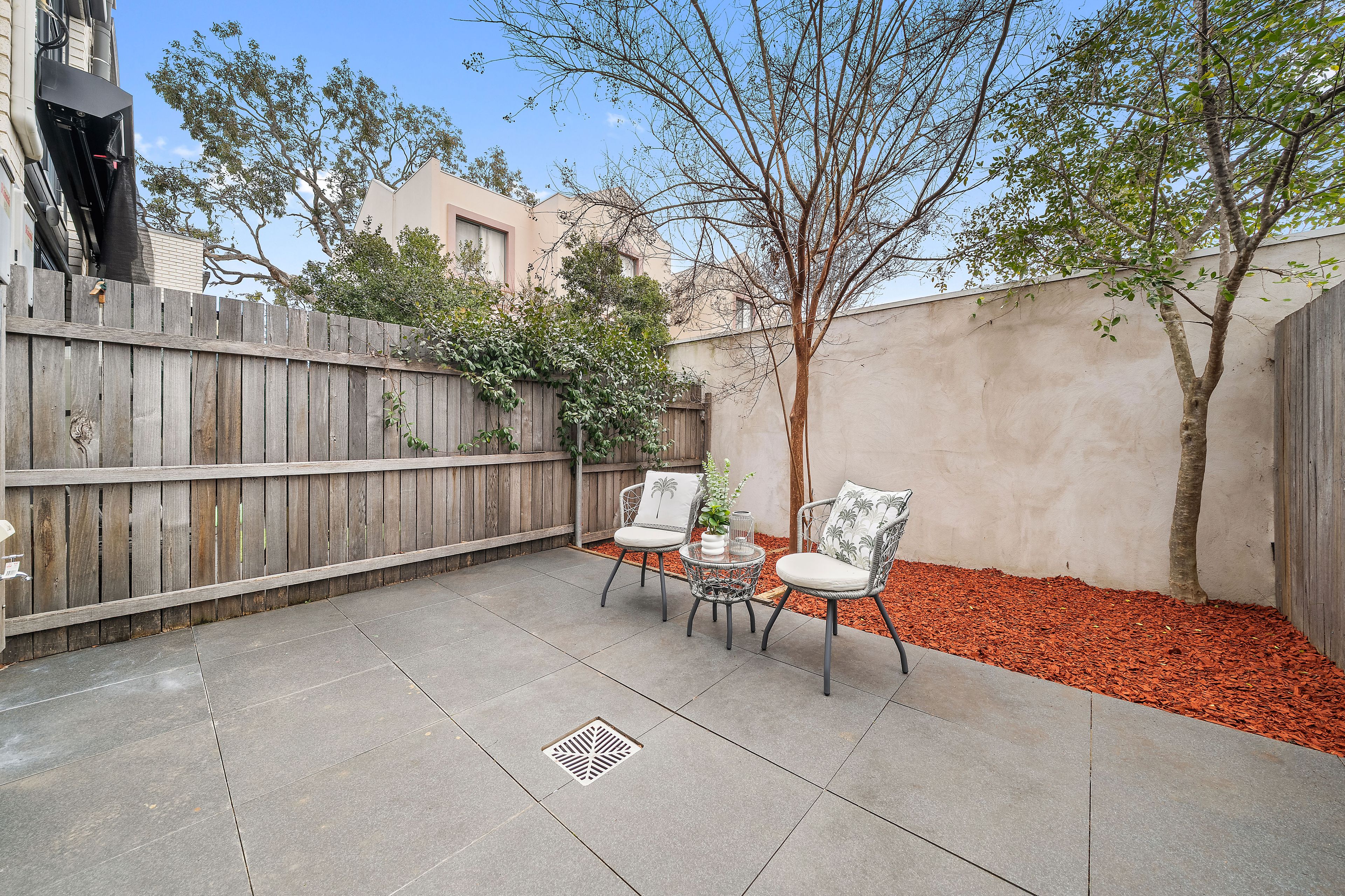 27/135 Easty Street — photo 15 of 20