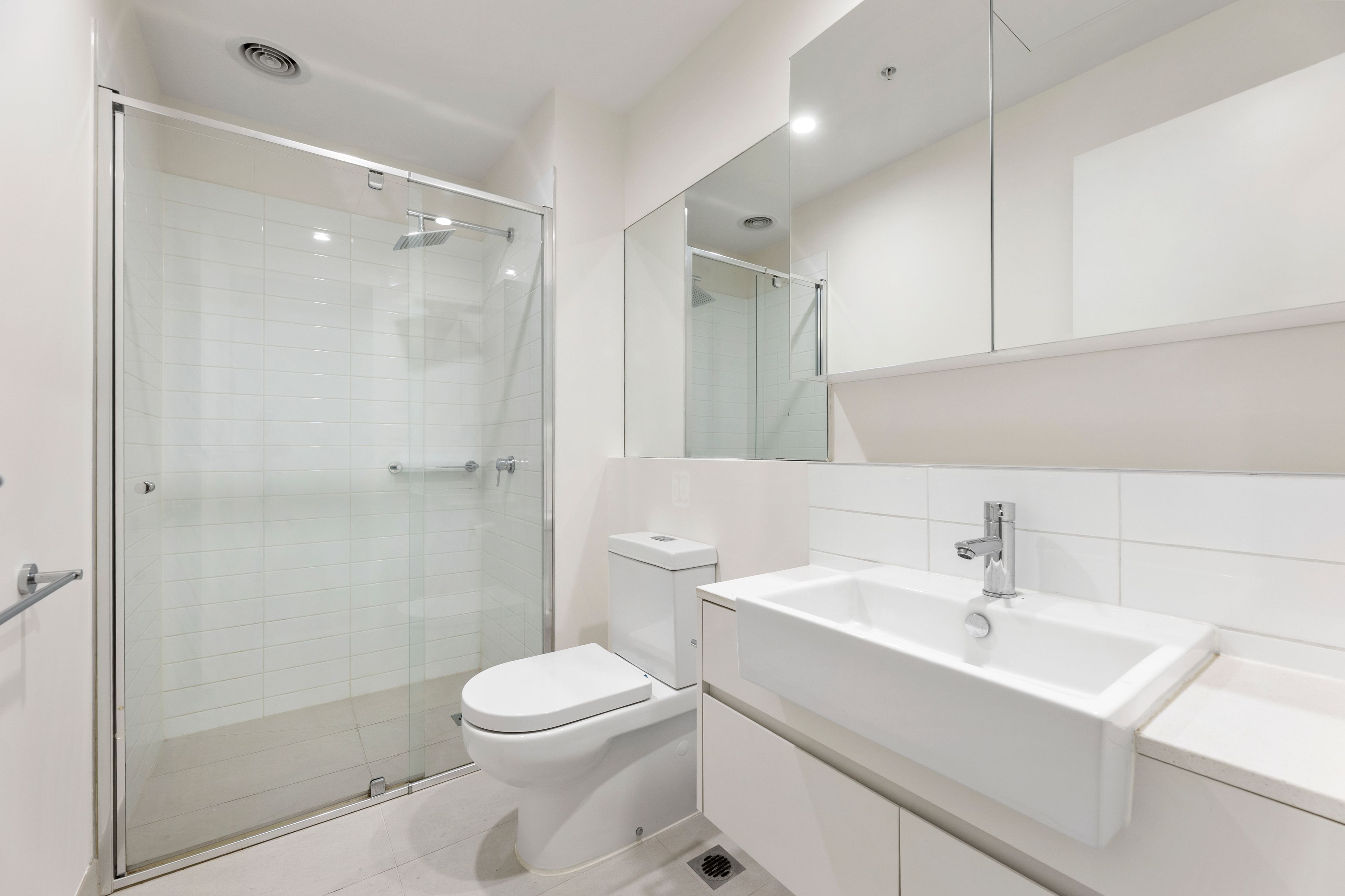 209a/6 Clinch Avenue — photo 8 of 12