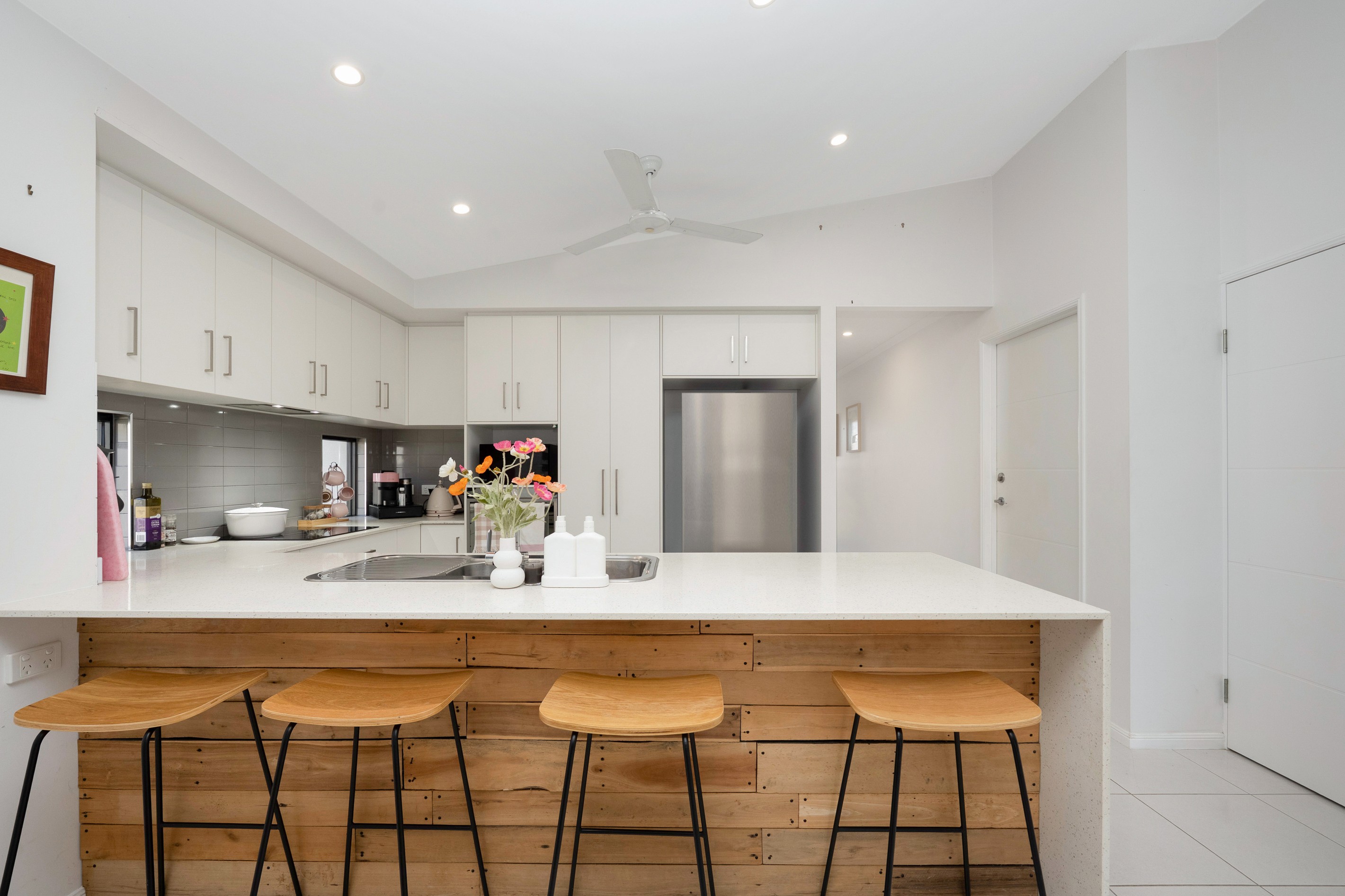 8 Cartier Circuit, Burdell, QLD 4818