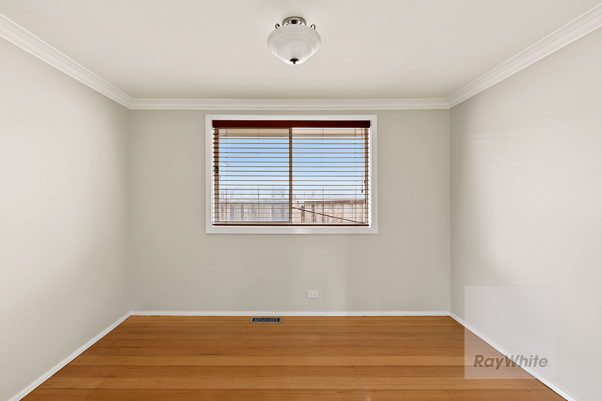 18 Belair Court — photo 6 of 15