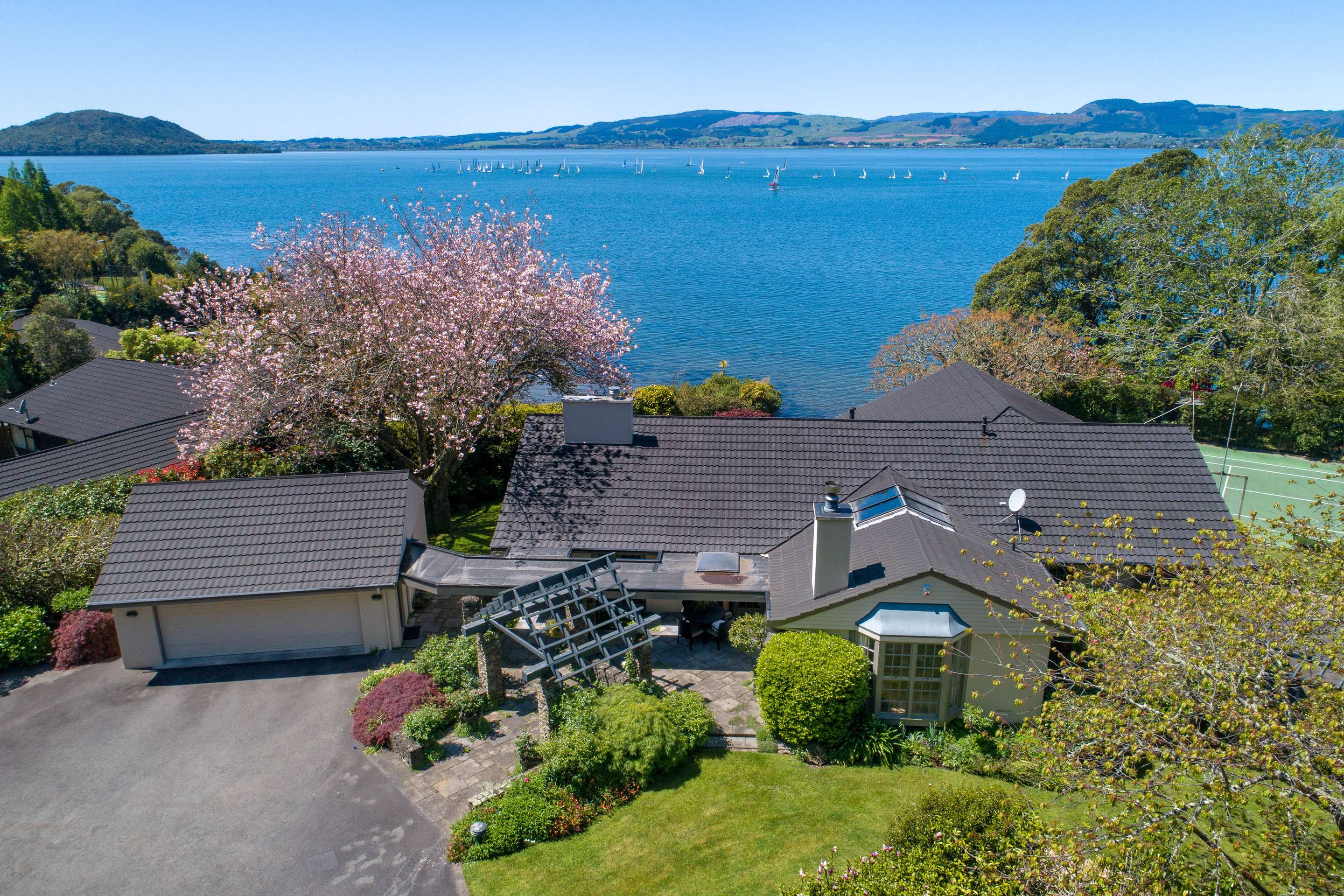 205 Kawaha Point Road, Kawaha Point, Rotorua District Real Estate