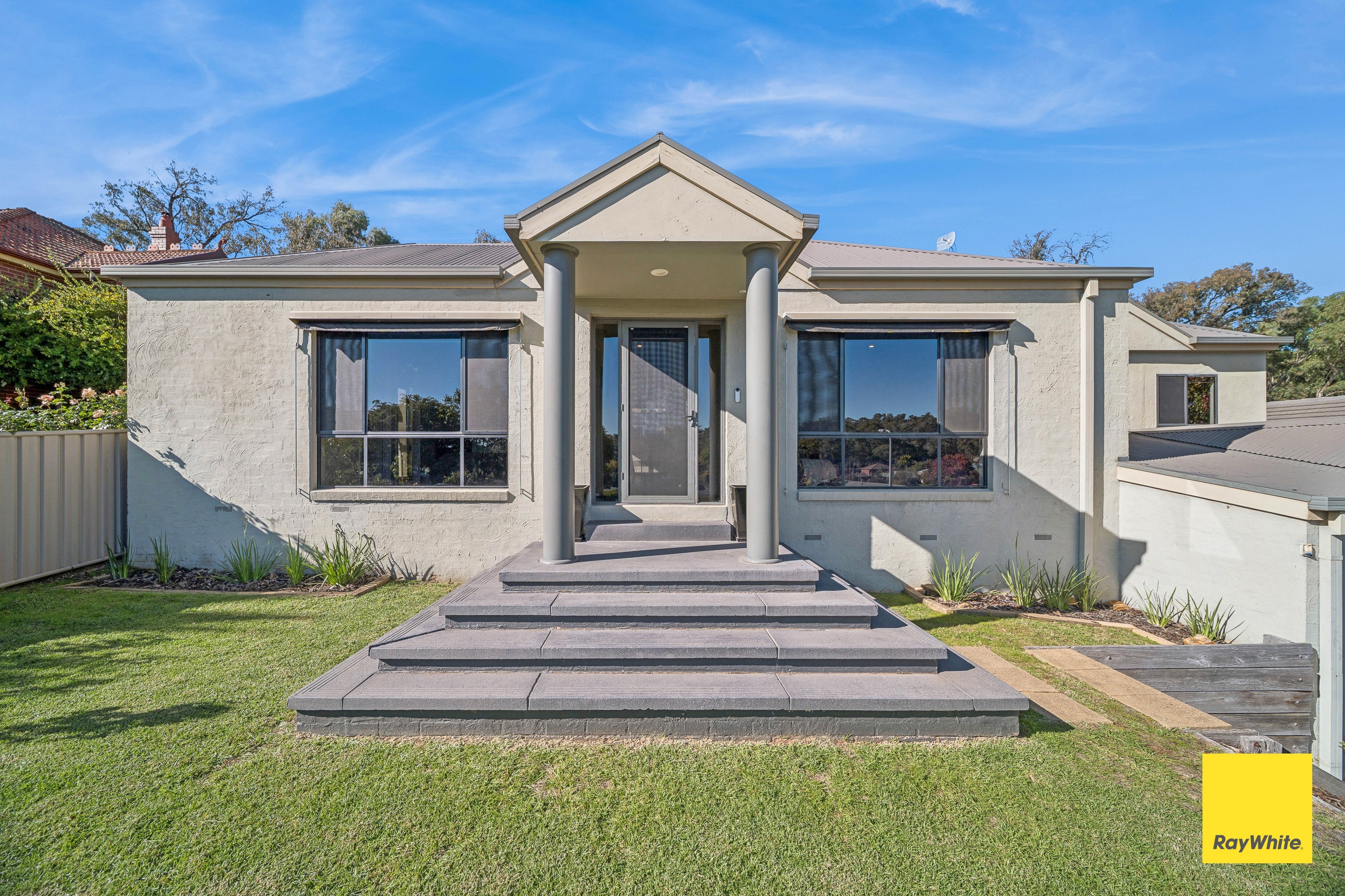 43 Broad Parade, Spring Gully, VIC 3550