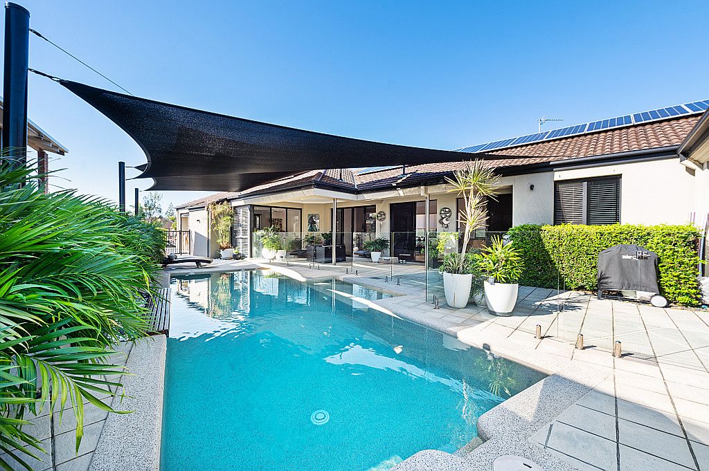 14 Torio Place, Runaway Bay, QLD 4216