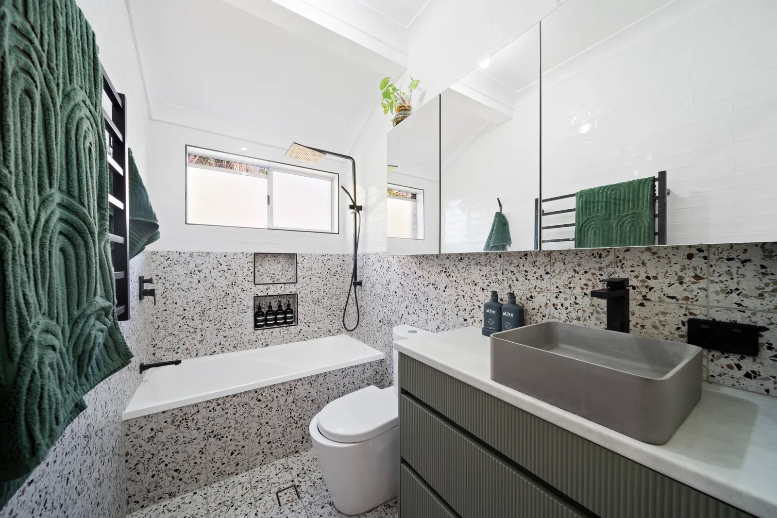 3/7 Sundridge Street, Taringa