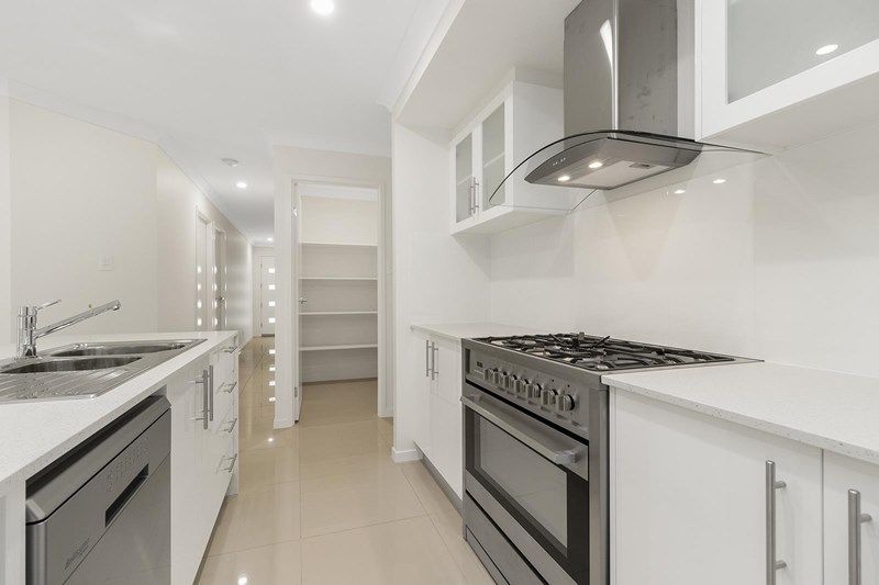77 Talbot Drive, Greenbank, QLD 4124