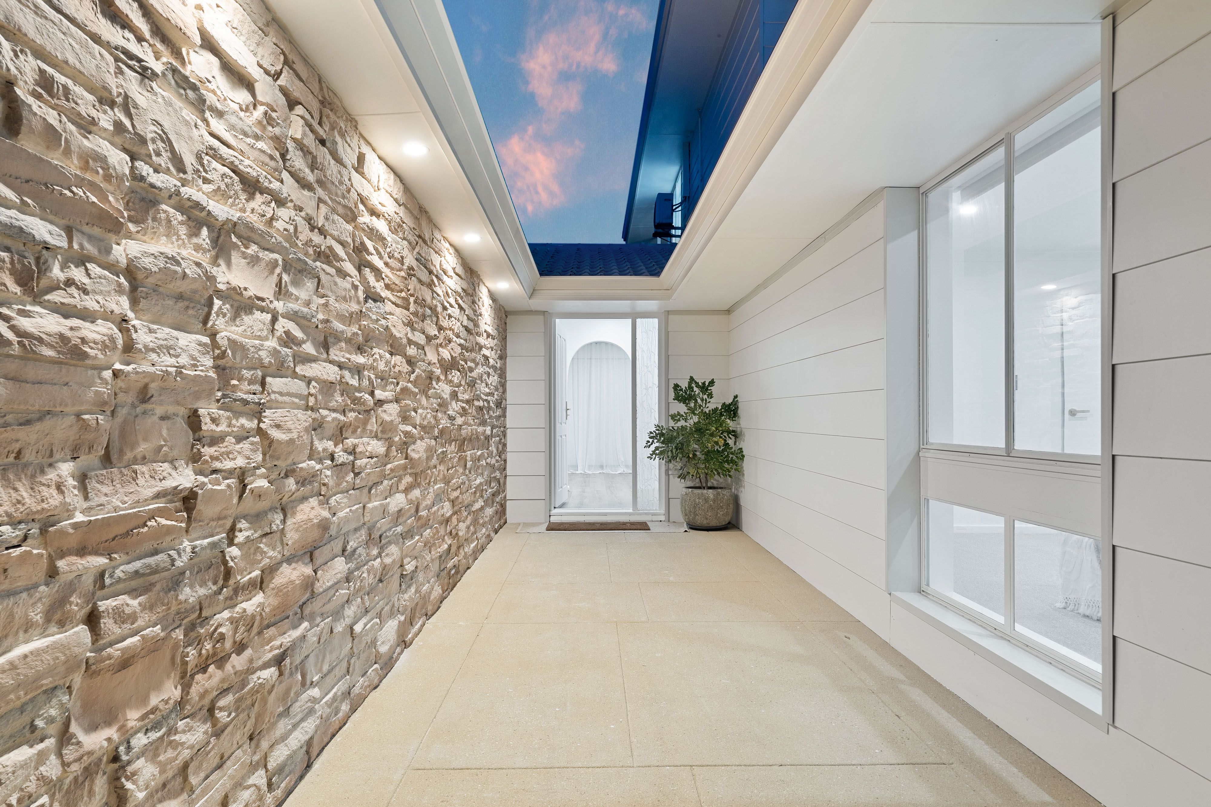 9 Armstrong Street — photo 3 of 25
