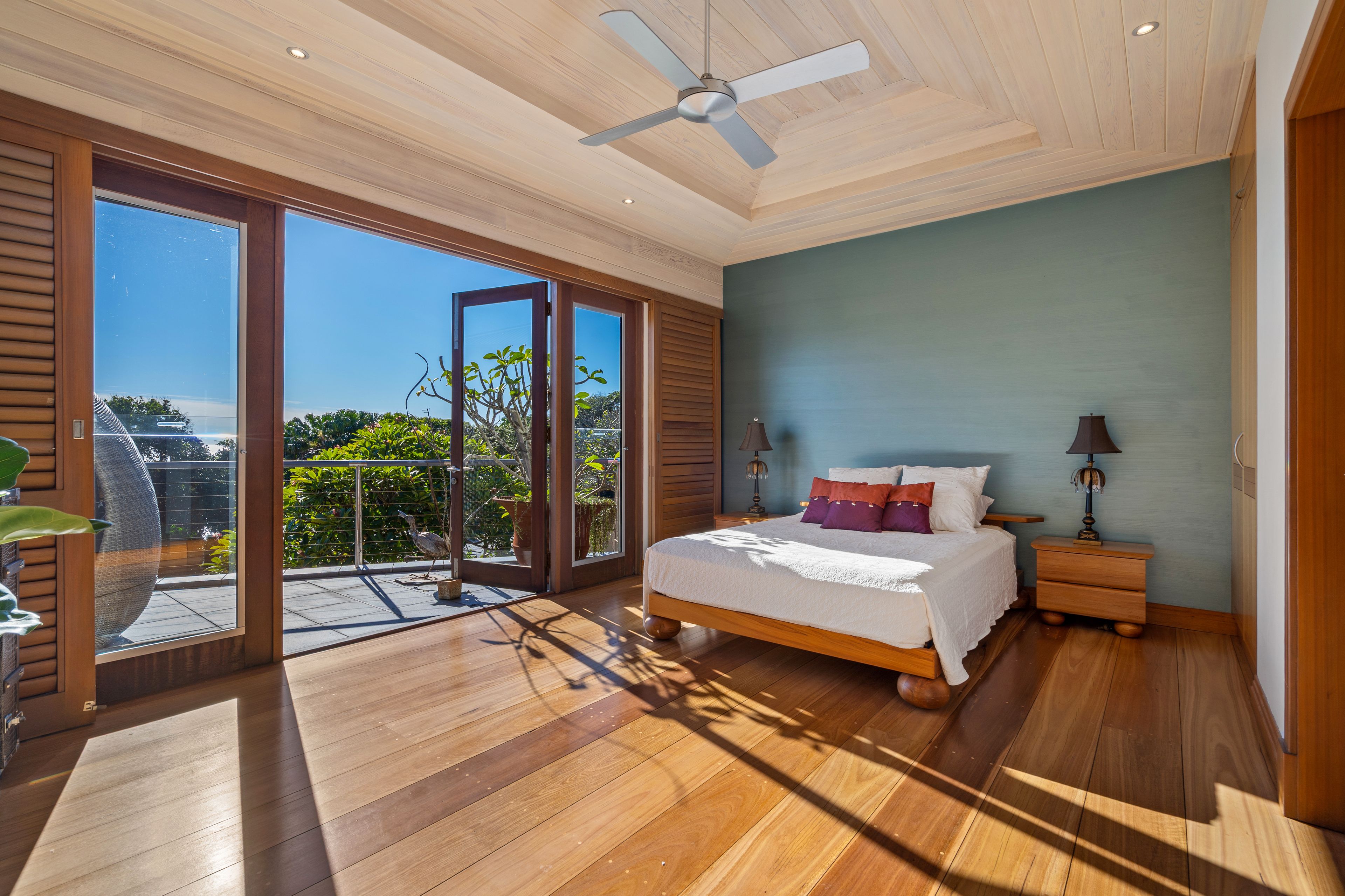32 Cliff Road — photo 9 of 16
