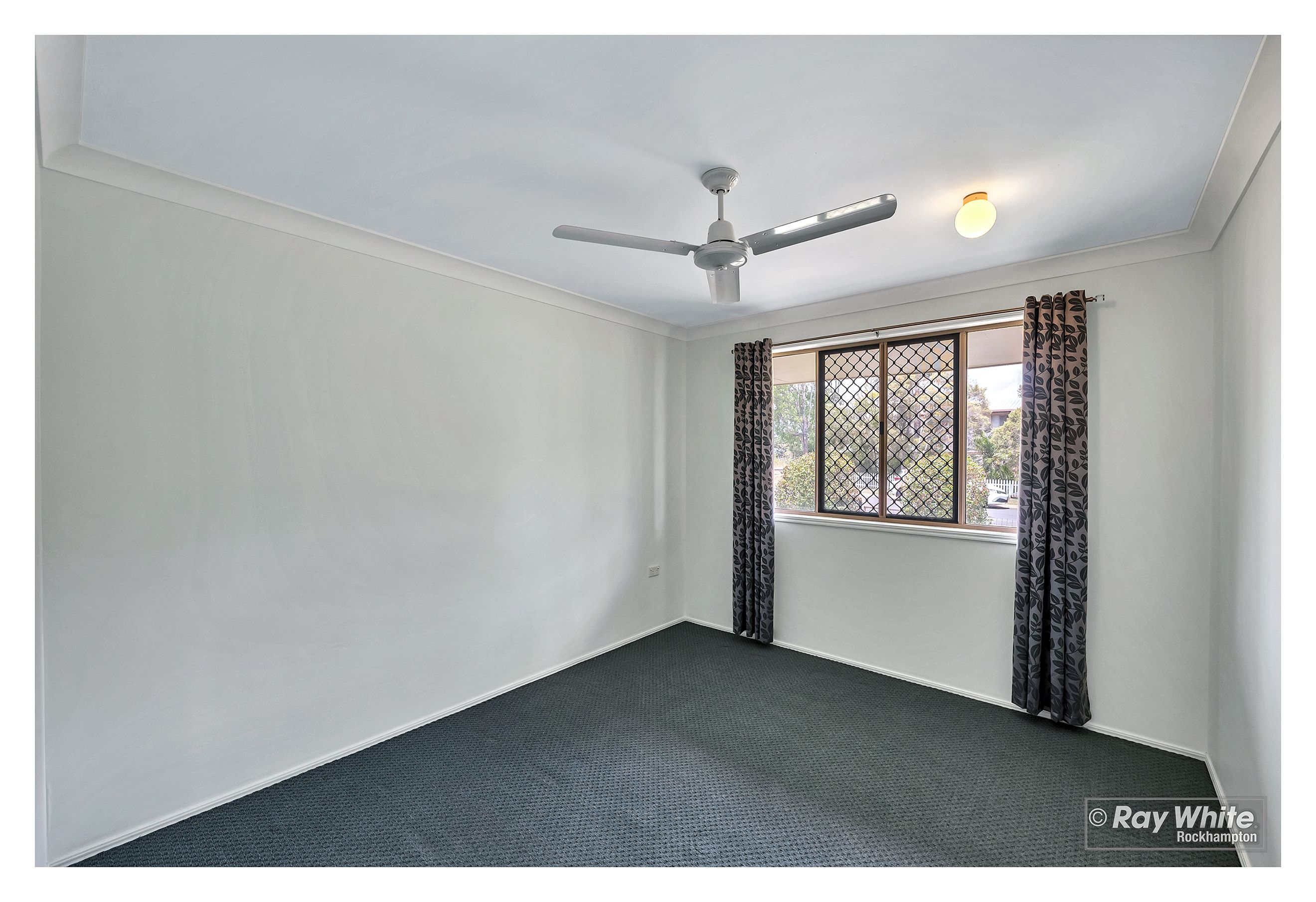 2 Cowan Street — photo 12 of 20