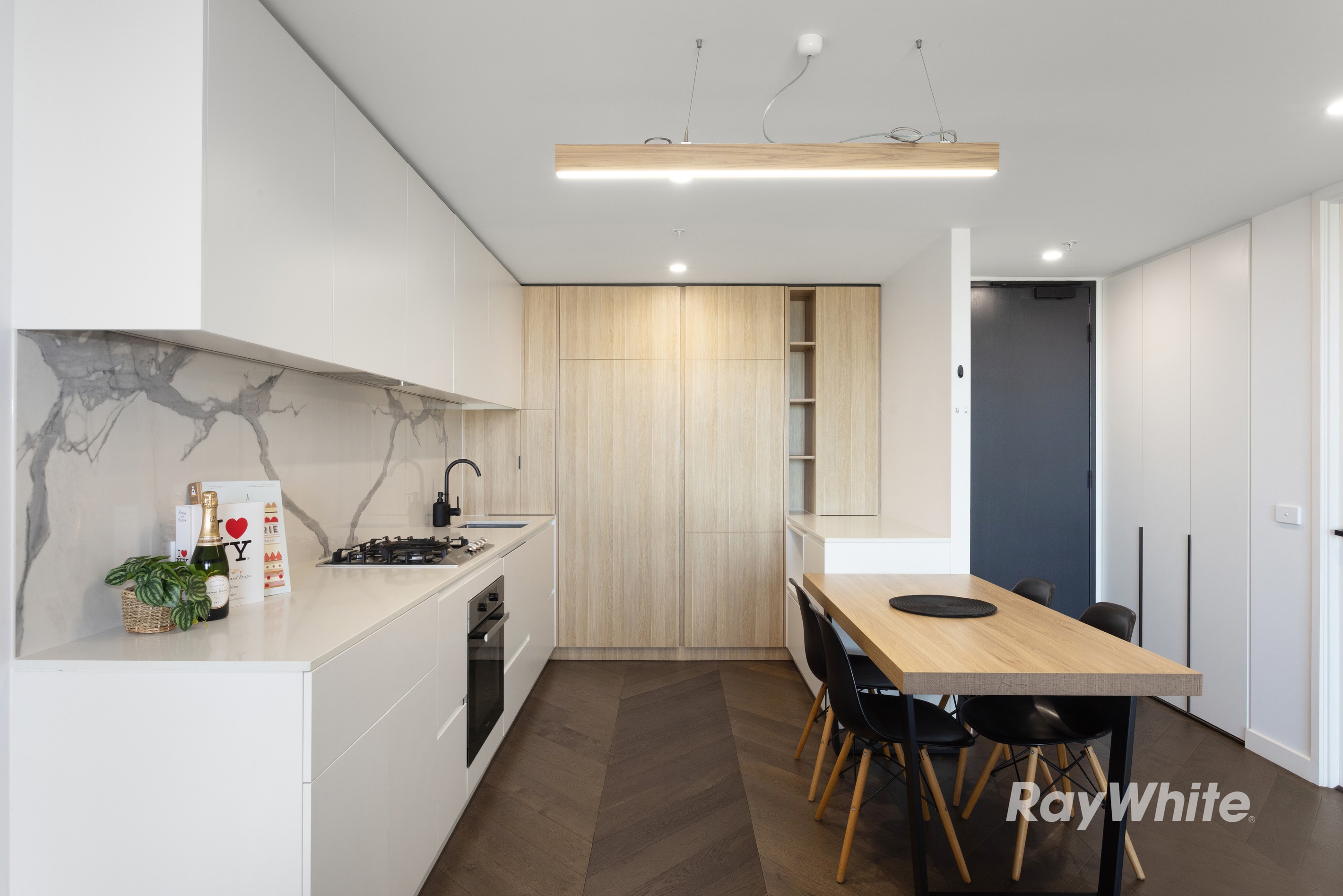 601/17 Taylor Street, Moorabbin, VIC 3189