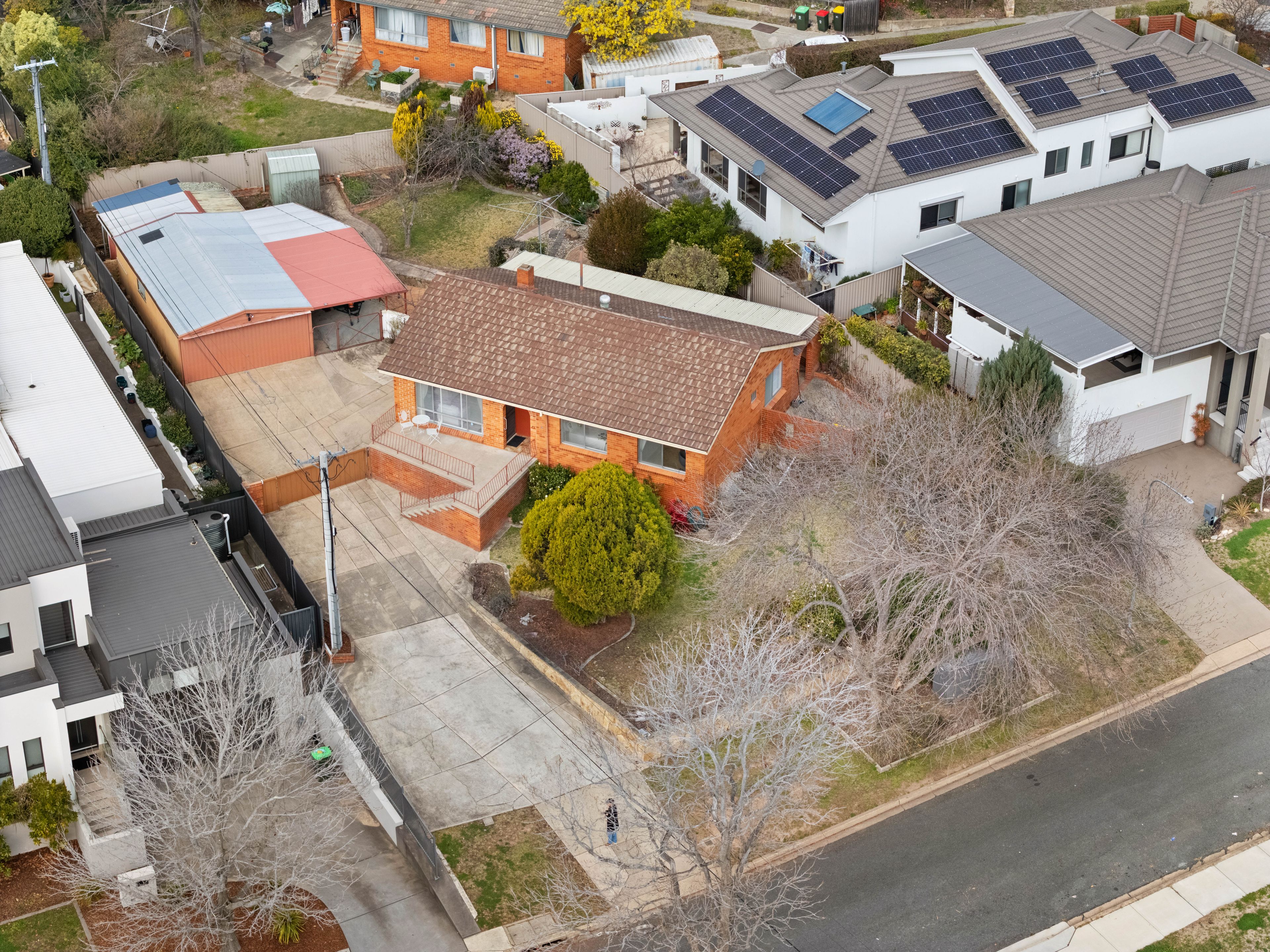3 Bernacchi Street — photo 2 of 30