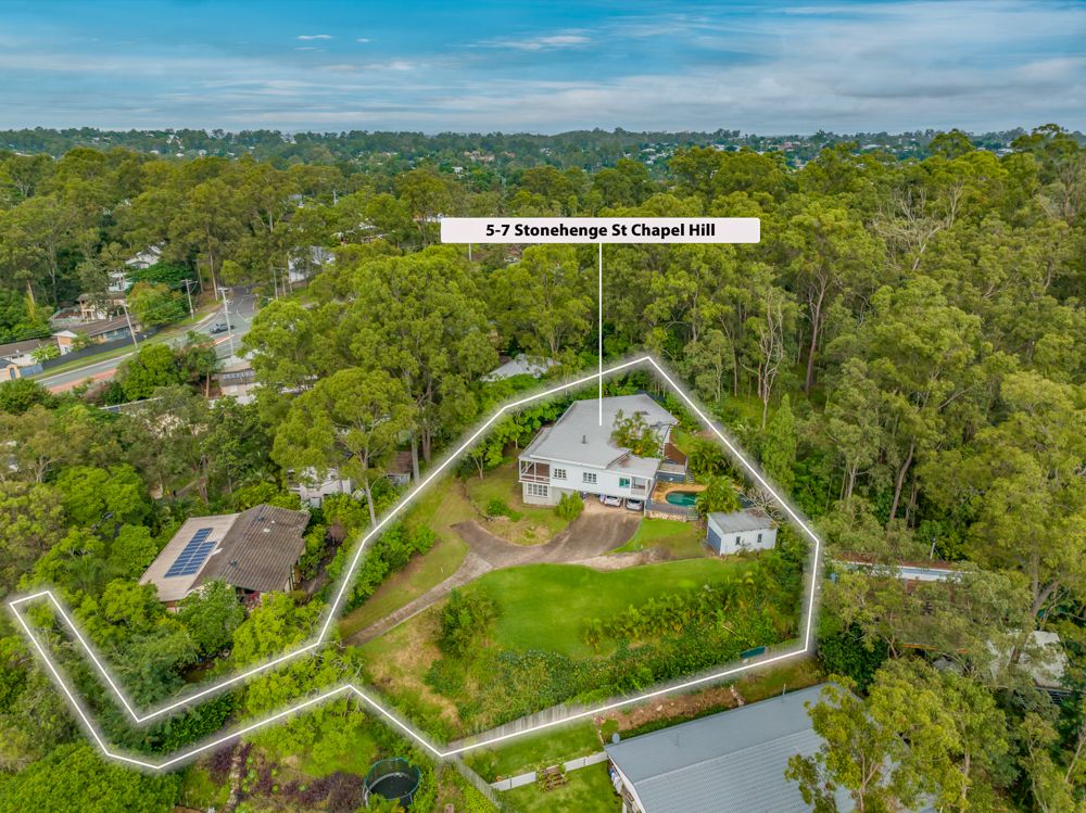 5-7 Stonehenge Street, Chapel Hill, QLD 4069