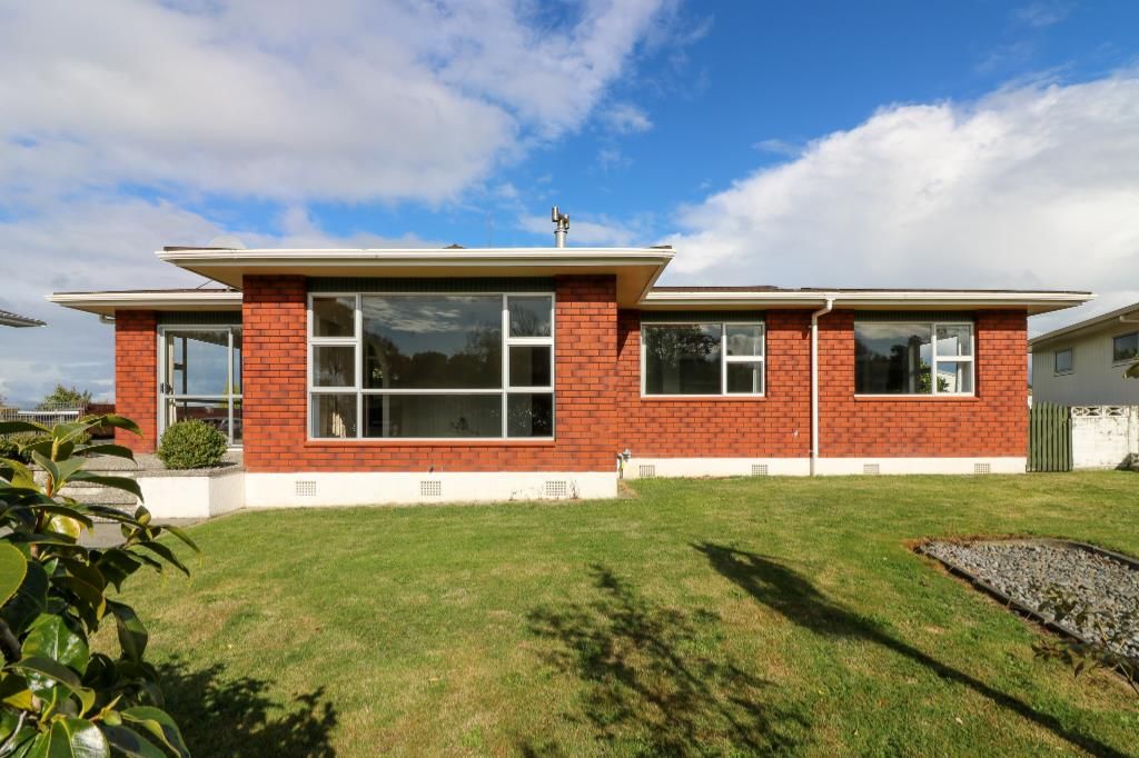 10 Westwind Place, Feilding, Manawatu District 4702 House for Rent