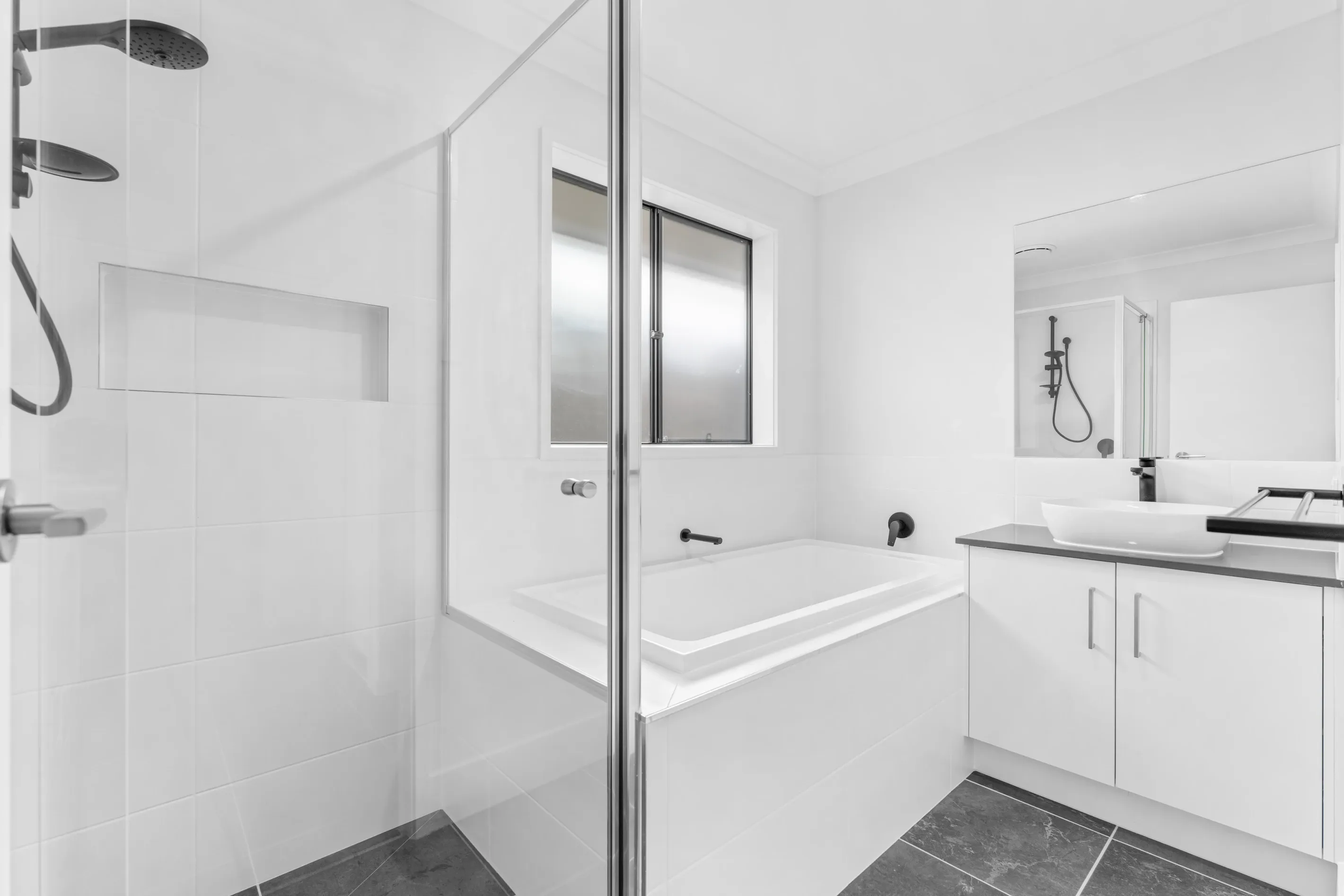 80 Ashwood Circuit — photo 13 of 16