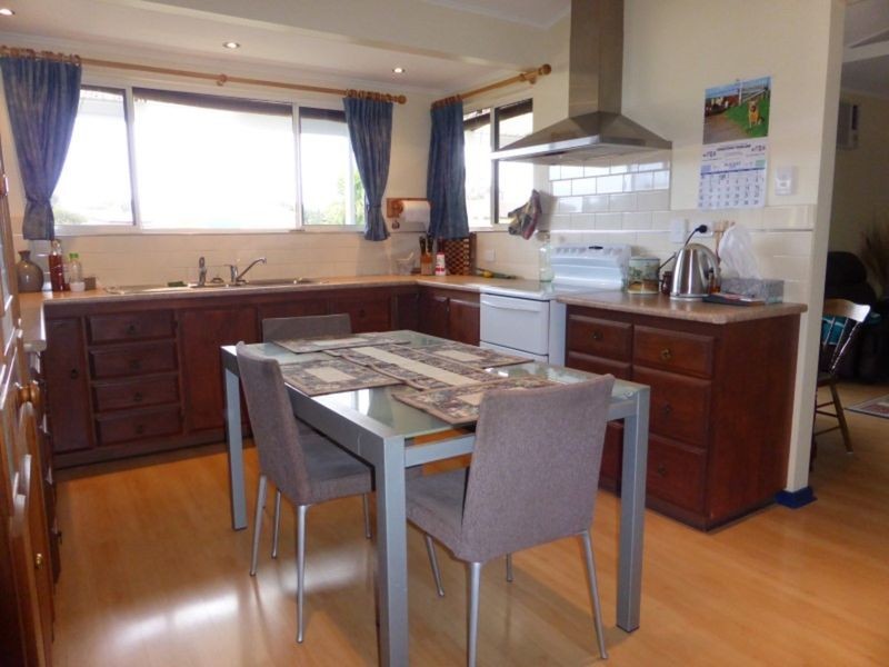 8 First Street, Wool Bay, SA 5575