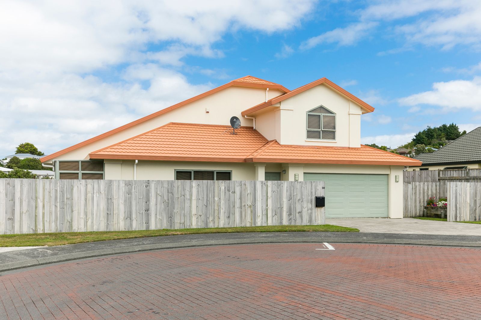 30 Ring Lane, Paparangi, Wellington City