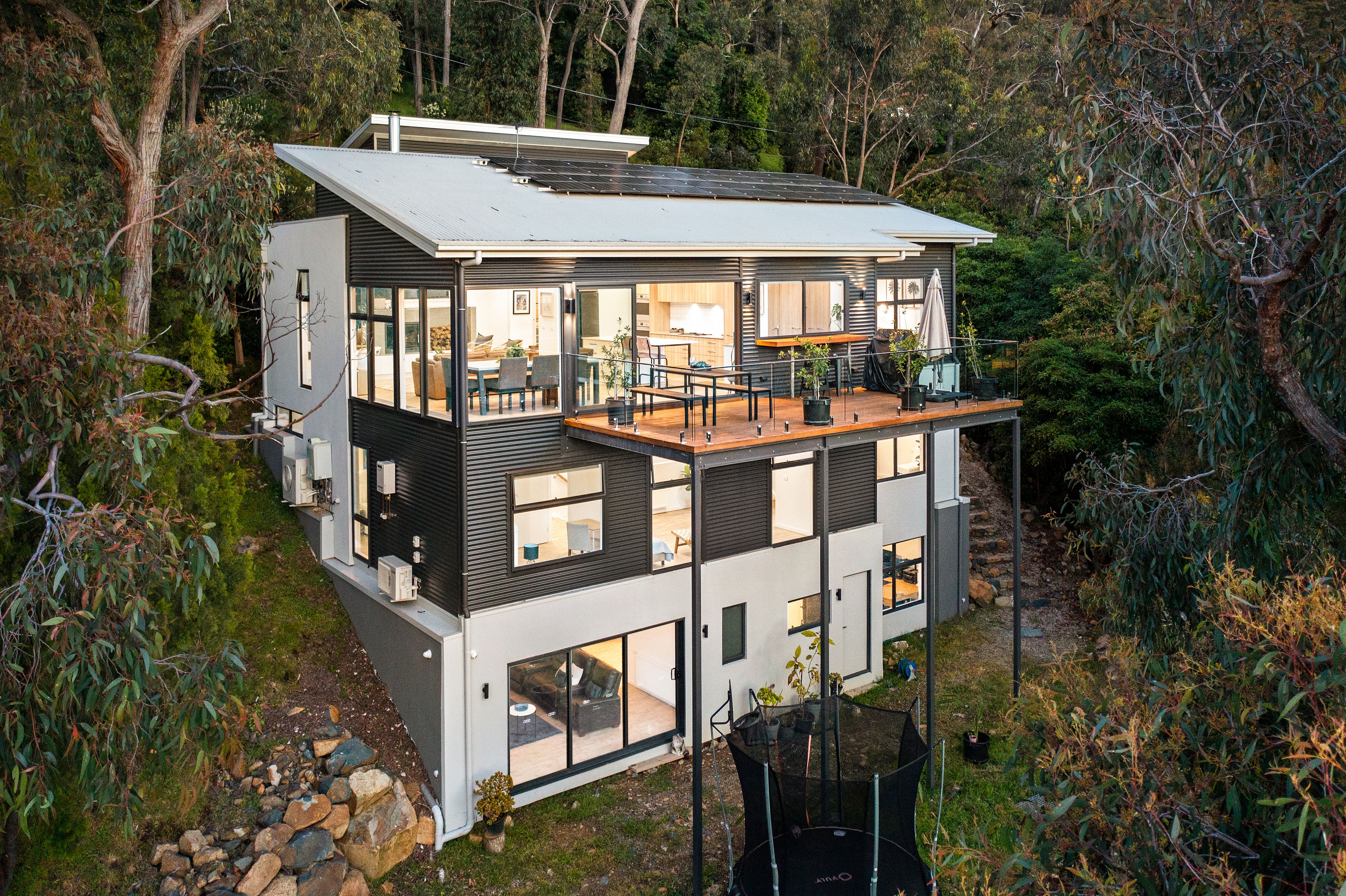 3 Walbundry Avenue, Ferntree Gully, VIC 3156