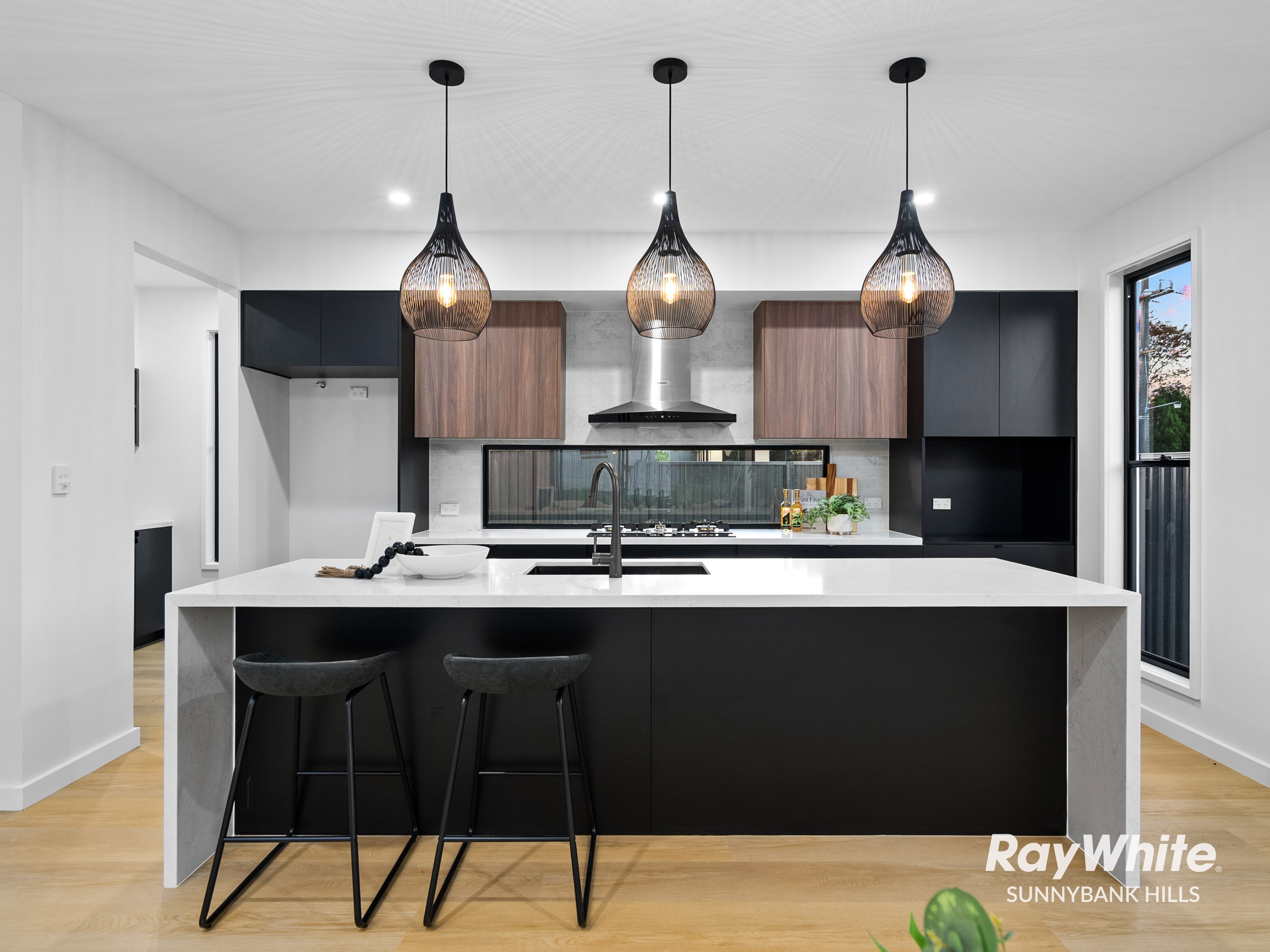 2 Chilton Street, Sunnybank Hills, QLD 4109