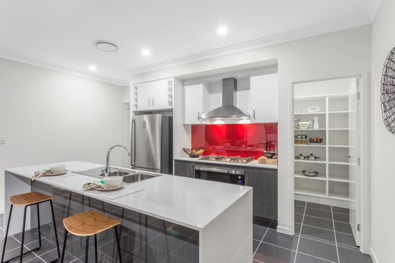 32 Azure Way, Coomera, QLD 4209
