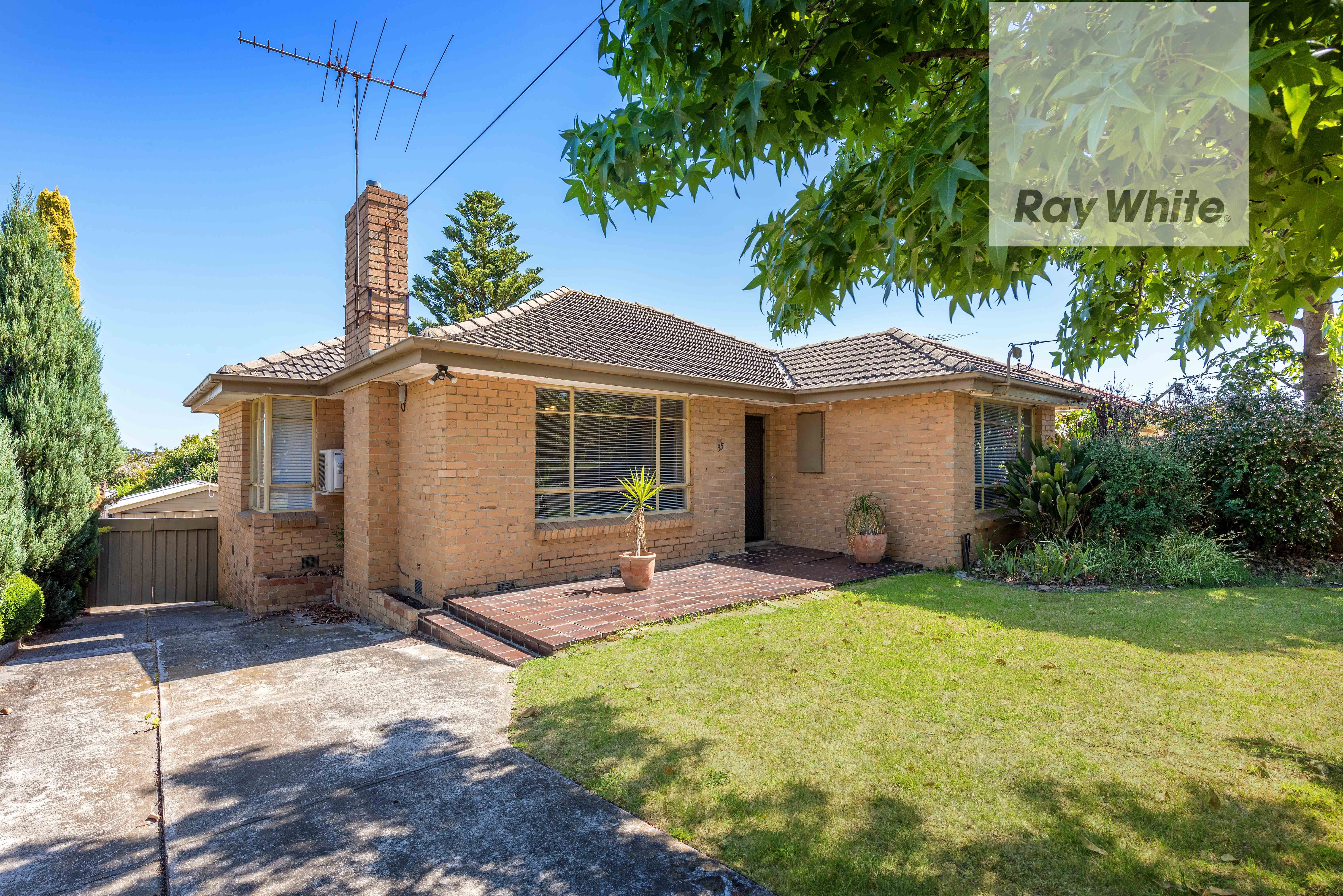 35 Green Avenue, Kingsbury, VIC 3083