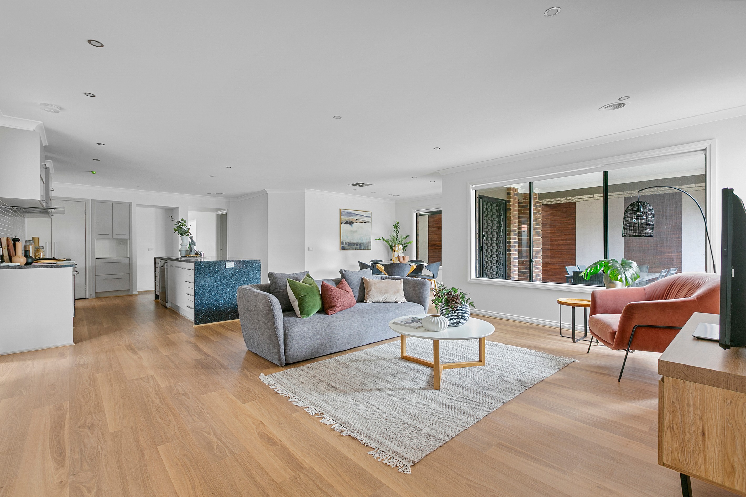 6 The Ponds, South Morang, VIC 3752