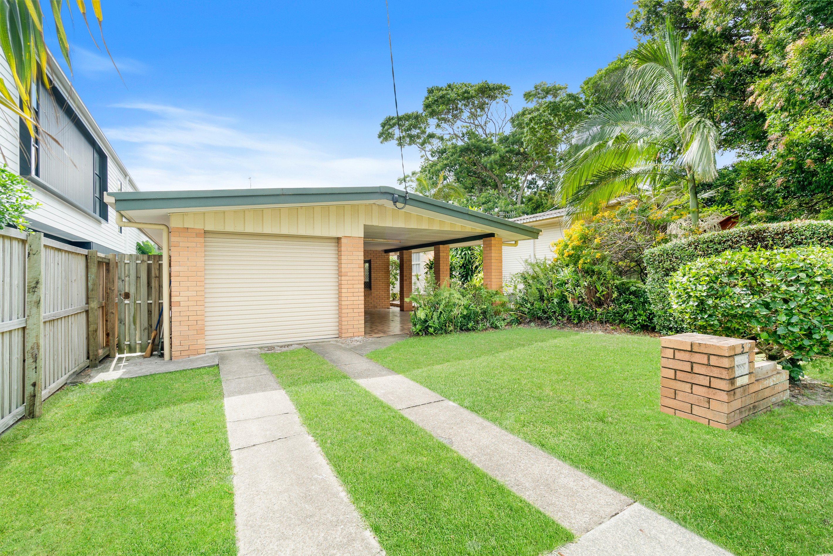 5 Twelfth Avenue, Palm Beach, QLD 4221